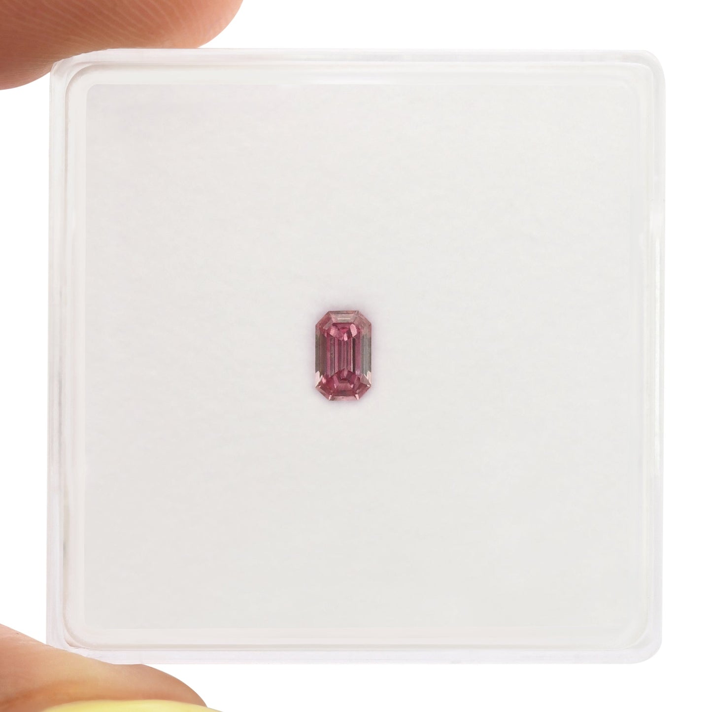 0,13 Karat Fancy Vivid Purplish Pink Emerald Diamond (VS2) GIA