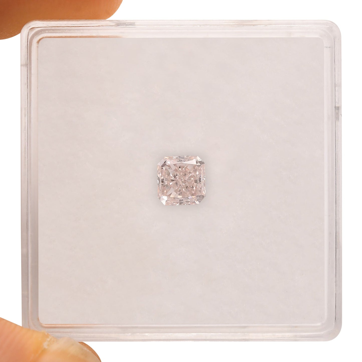 0,50 Karat sehr hellrosa strahlender Diamant SI2 GIA