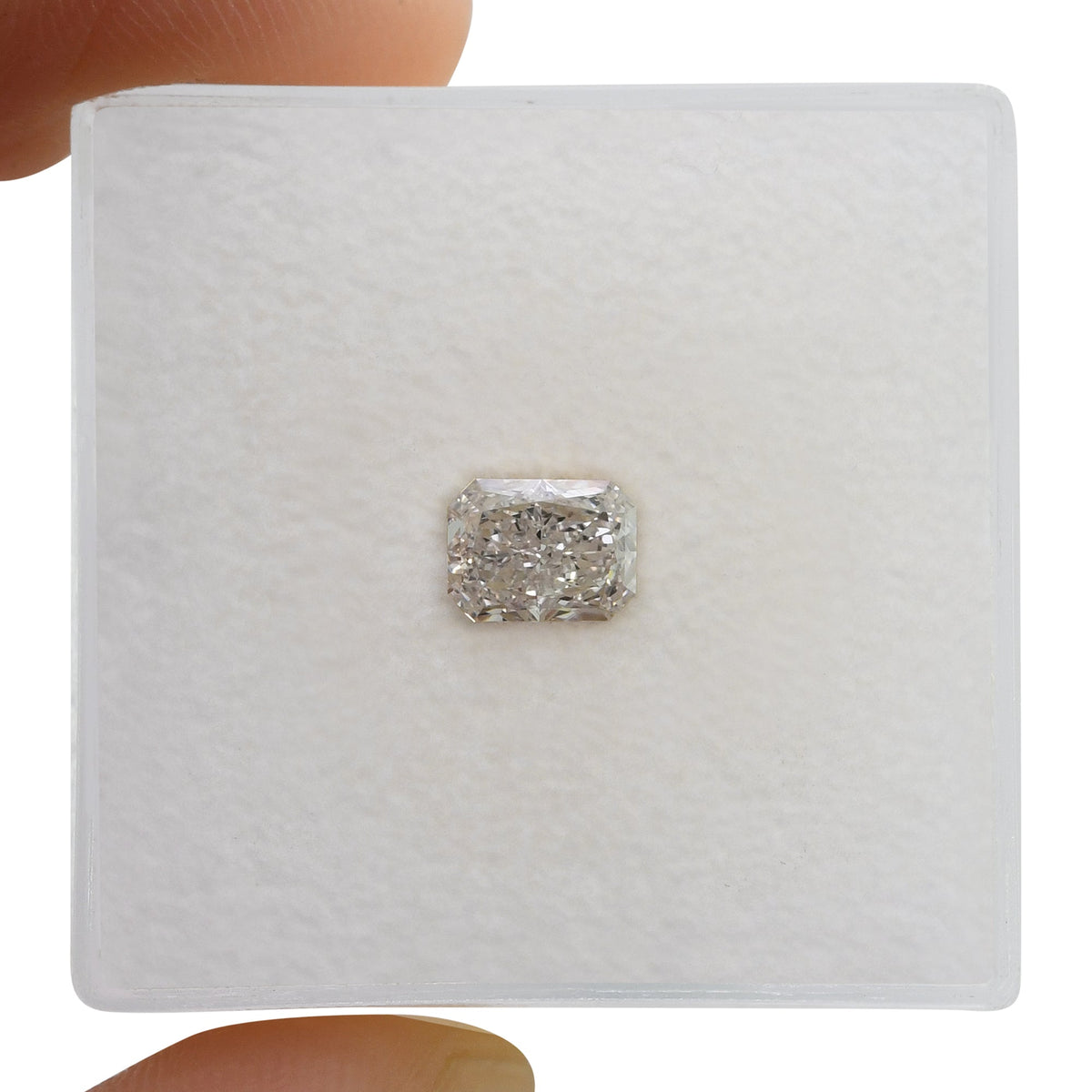 Strahlender Diamant | 0,53 ct | E | SI1 | GIA | Ref 722236