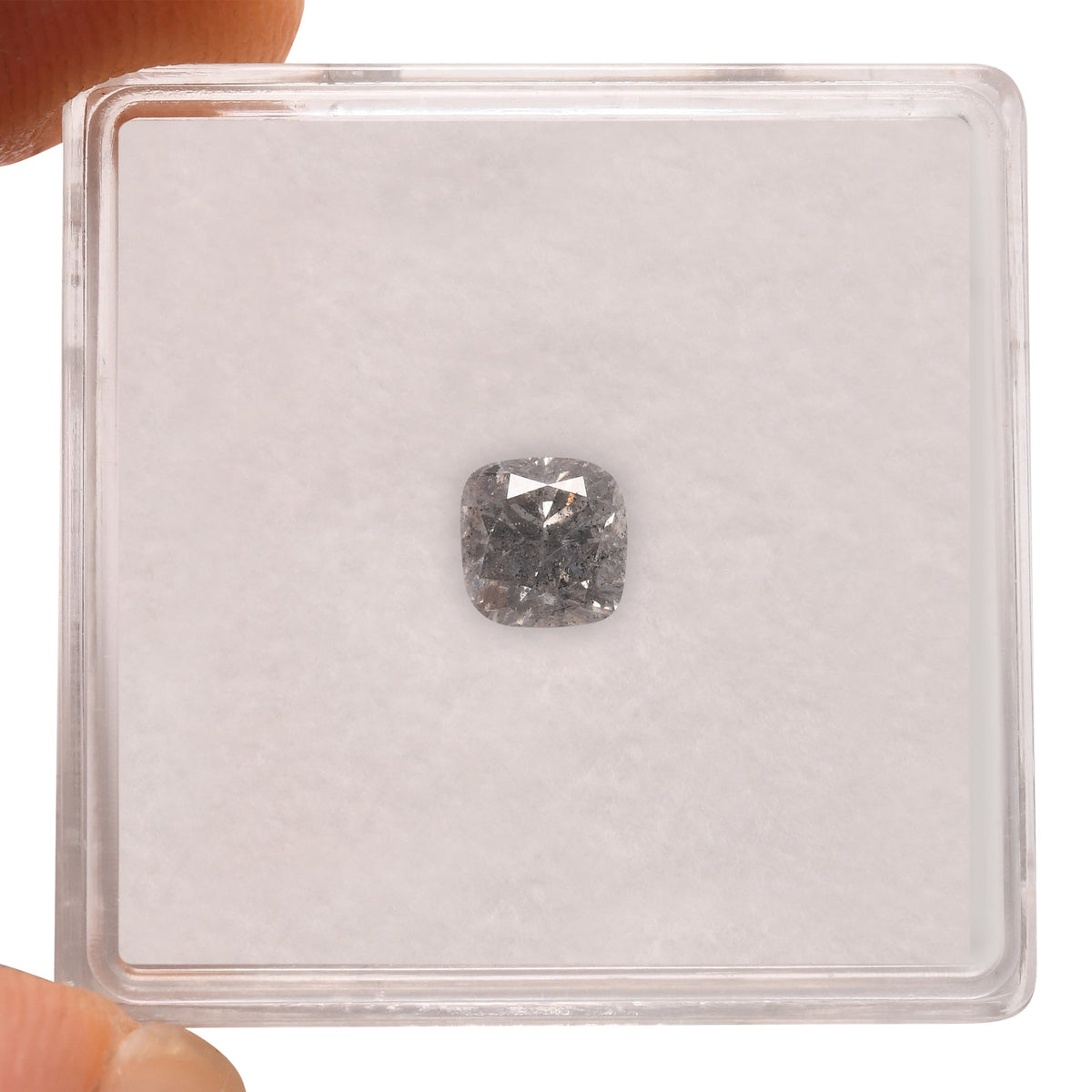 Kissenförmiger Diamant | 0,62 ct | Grau | (I1) | Ref. 592881