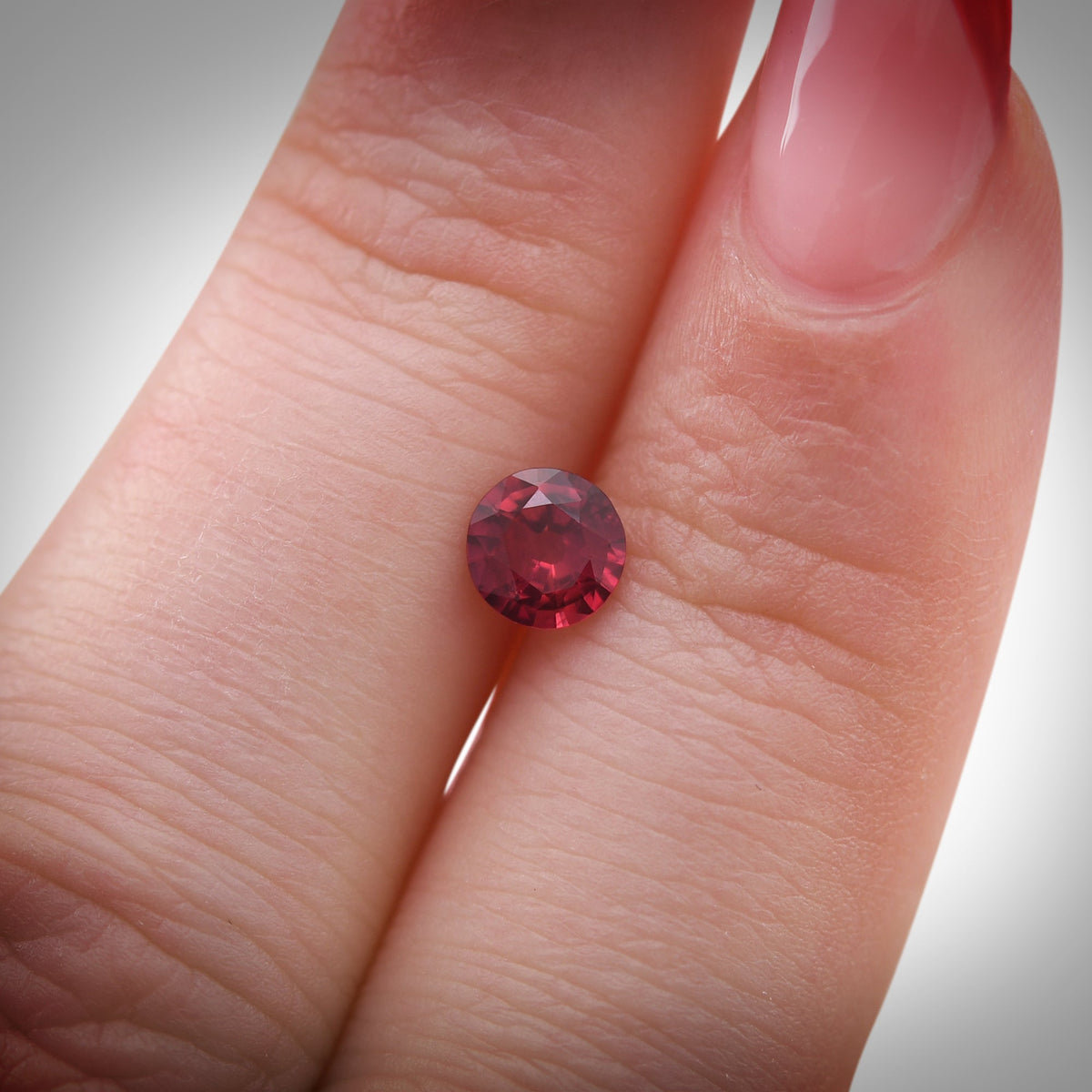 Runder Rubin | 0,69 ct | Rot | Ref. 711501