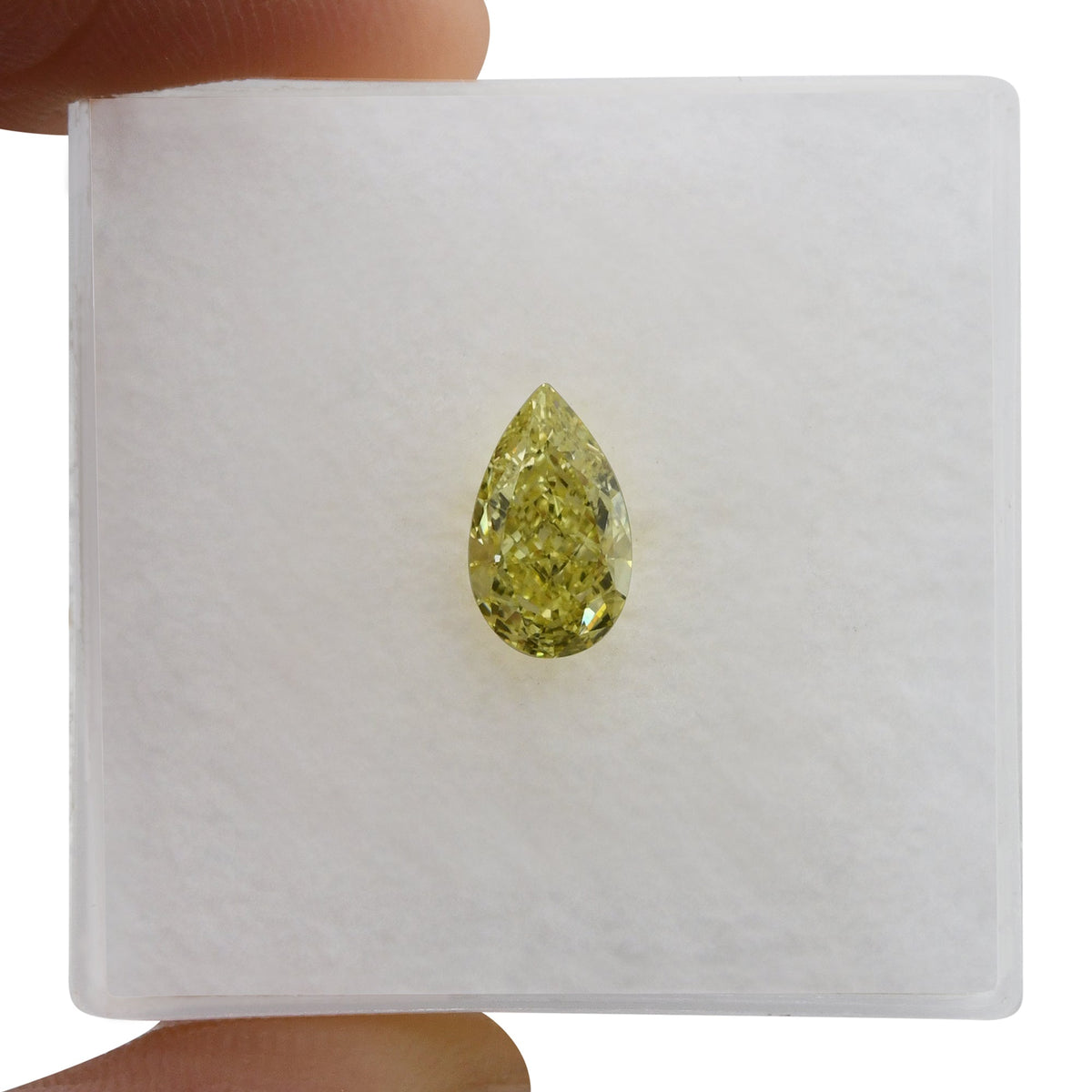 Birnenförmiger Diamant | 0,8 ct | Intensiv gelb | VS2 | GIA | Ref. 719726