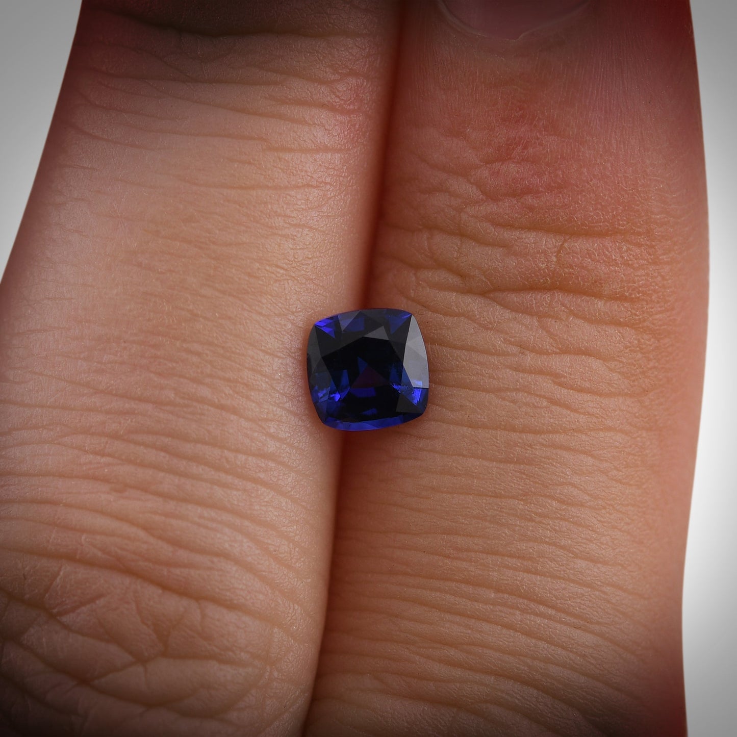 0,82 Karat blauer Kissen-Saphir aus Sri Lanka