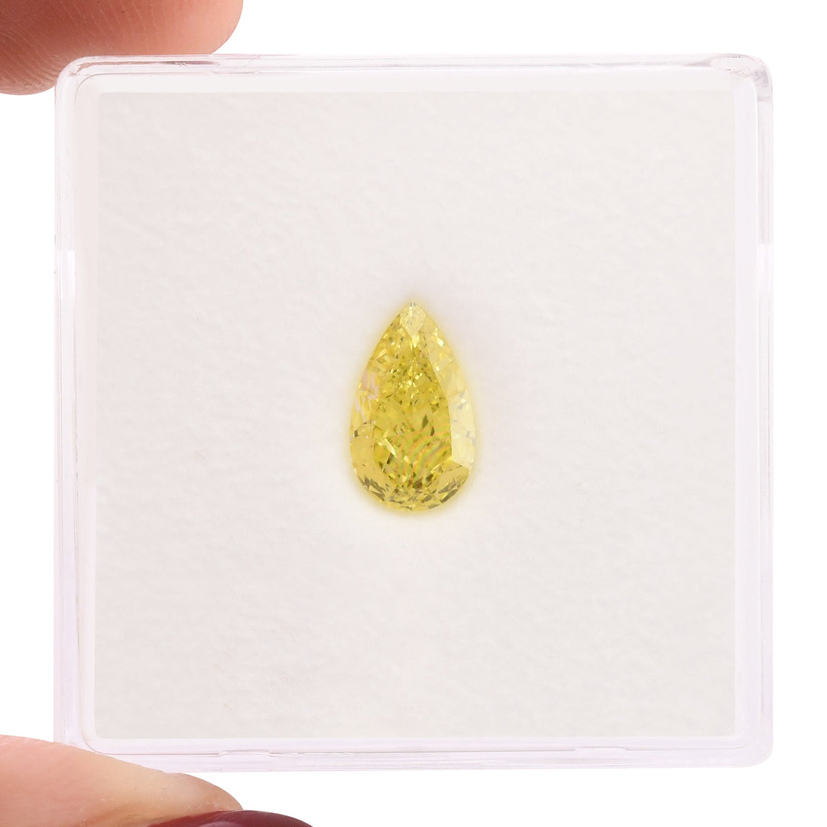 Birnenförmiger Diamant | 1,01 ct | Intensiv gelb | VS2 | GIA | Ref. 710655