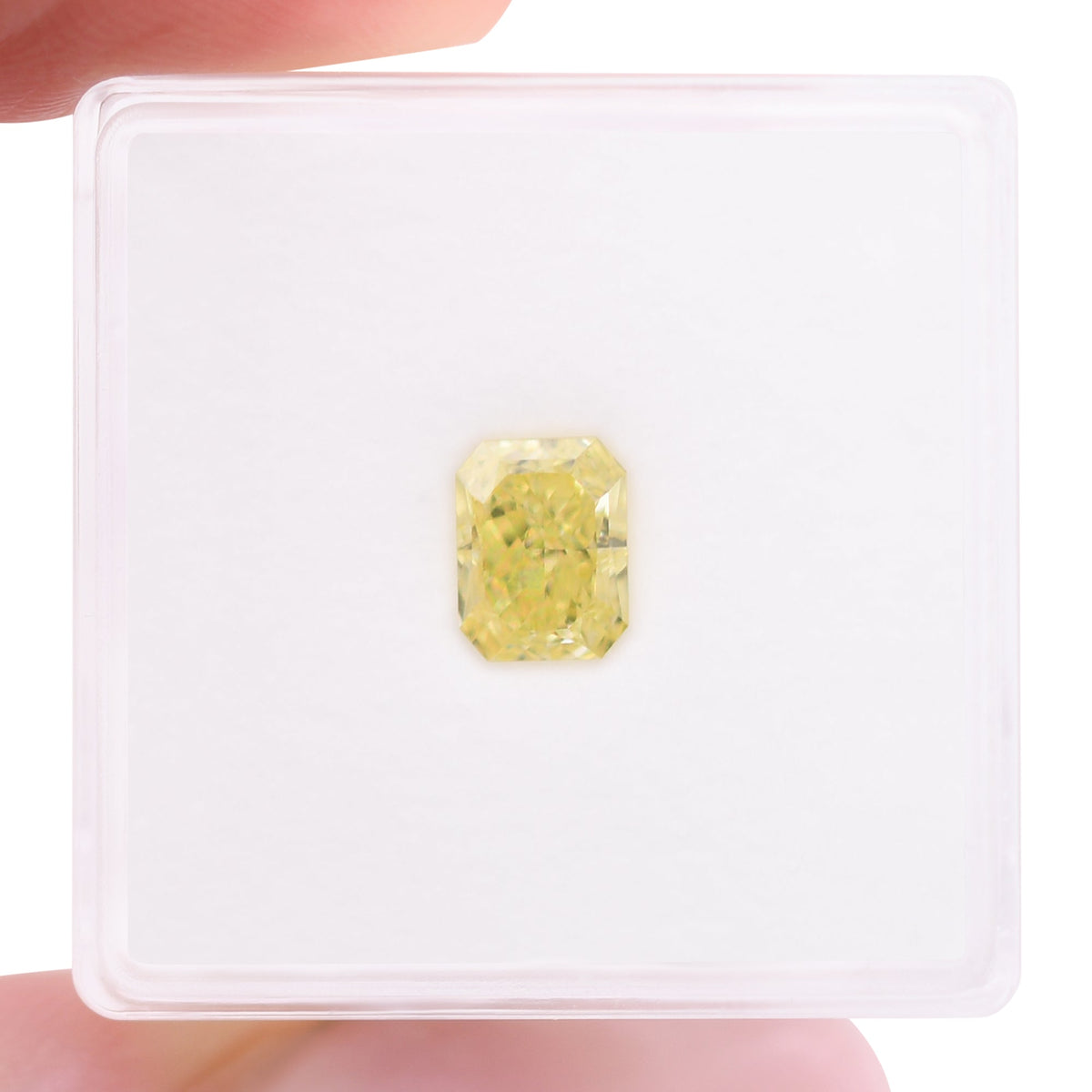 Strahlender Diamant | 1,02 ct | Intensiv gelb | VS1 | GIA | Ref. 714603