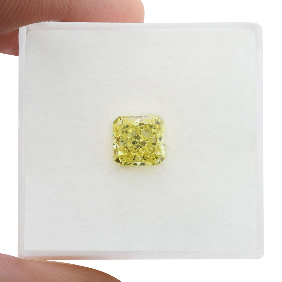 Strahlender Diamant | 1,06 ct | Intensiv gelb | VVS2 | GIA | Ref. 717015