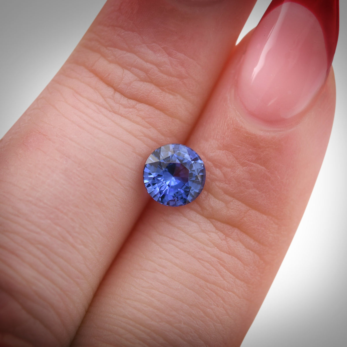 Runder Saphir | 1,35 ct | Blau | Ref. 711487