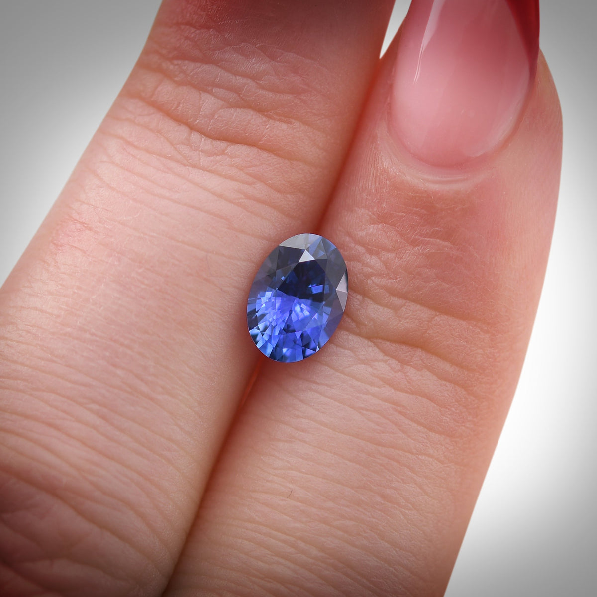 Ovaler Saphir | 1,38 ct | Blau | Ref. 711493