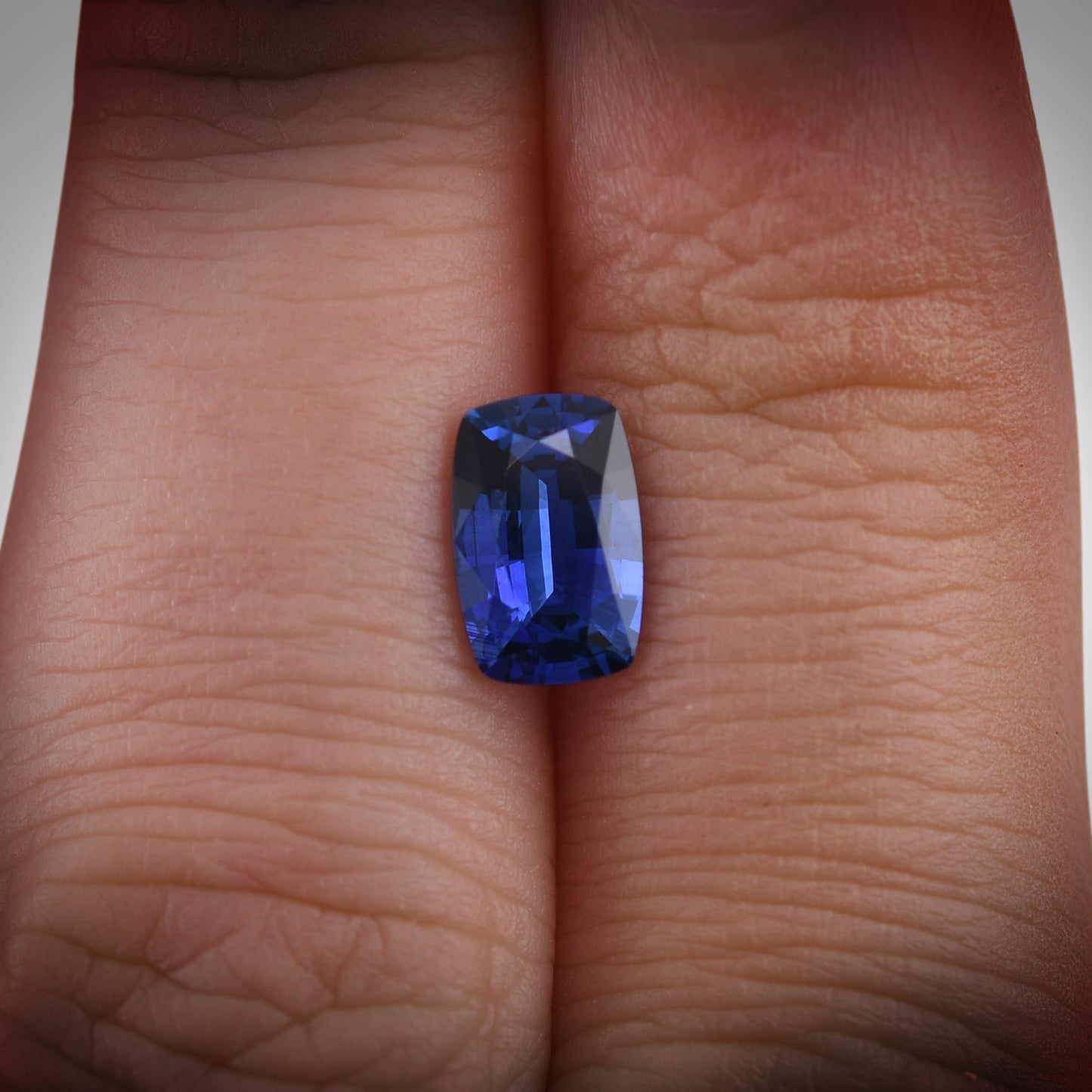 1,44 Karat blauer Kissen-Saphir aus Sri Lanka