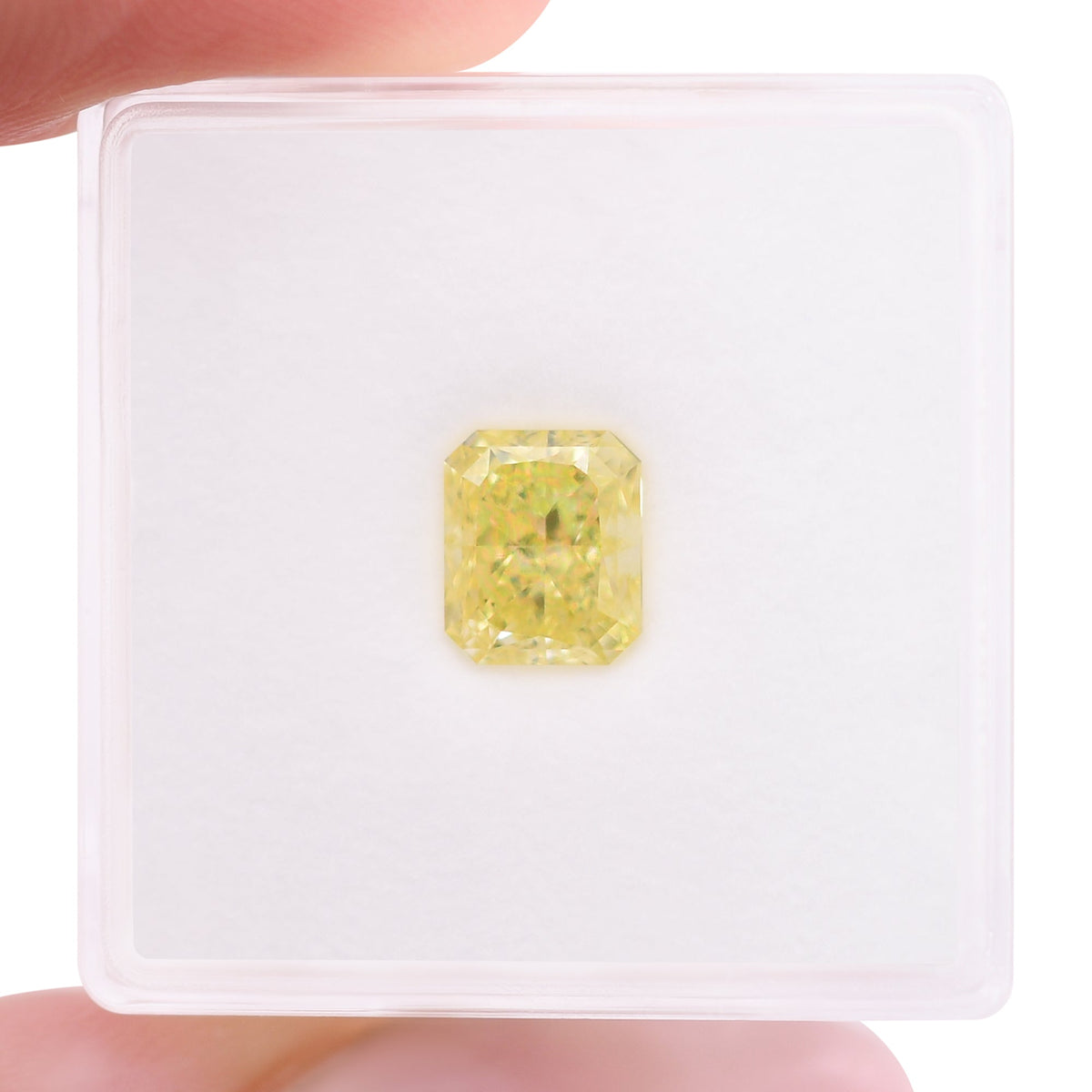 Strahlender Diamant | 1,65 ct | Intensiv gelb | VS2 | GIA | Ref. 714579