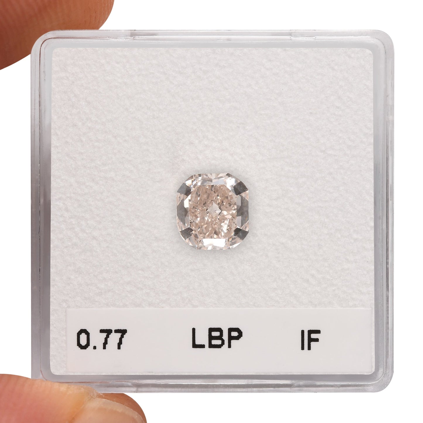 0,77 Karat hellbraun-rosa Kissenschliff-Diamant IF GIA