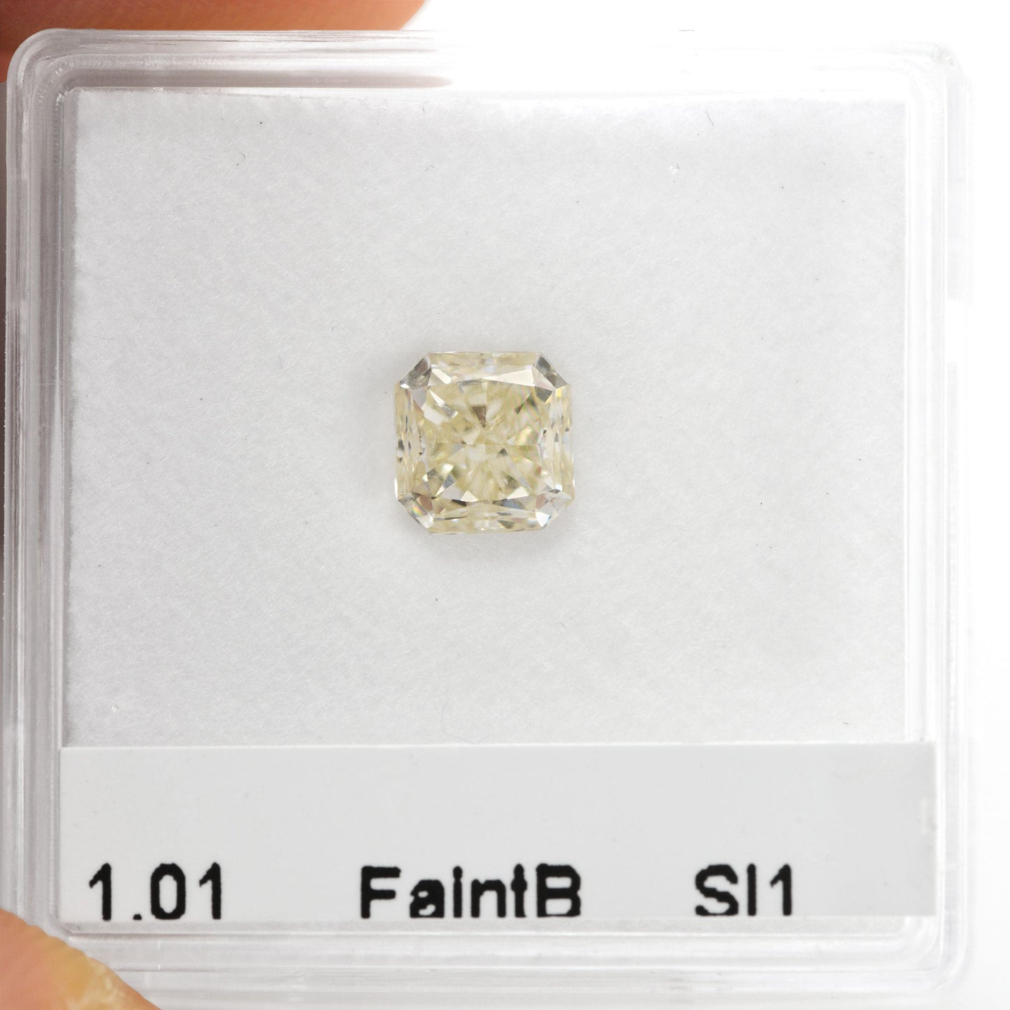 1,01 Karat blassbrauner Diamant mit strahlendem Glanz, SI1, IGI