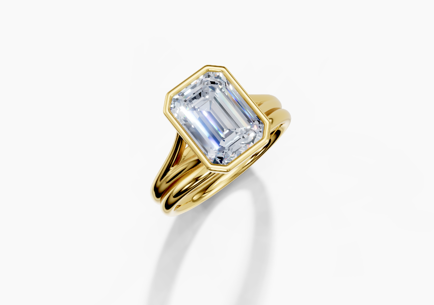 18K Emerald 3 Carat F/G VS/SI Split Plain Bezel Diamond Ring