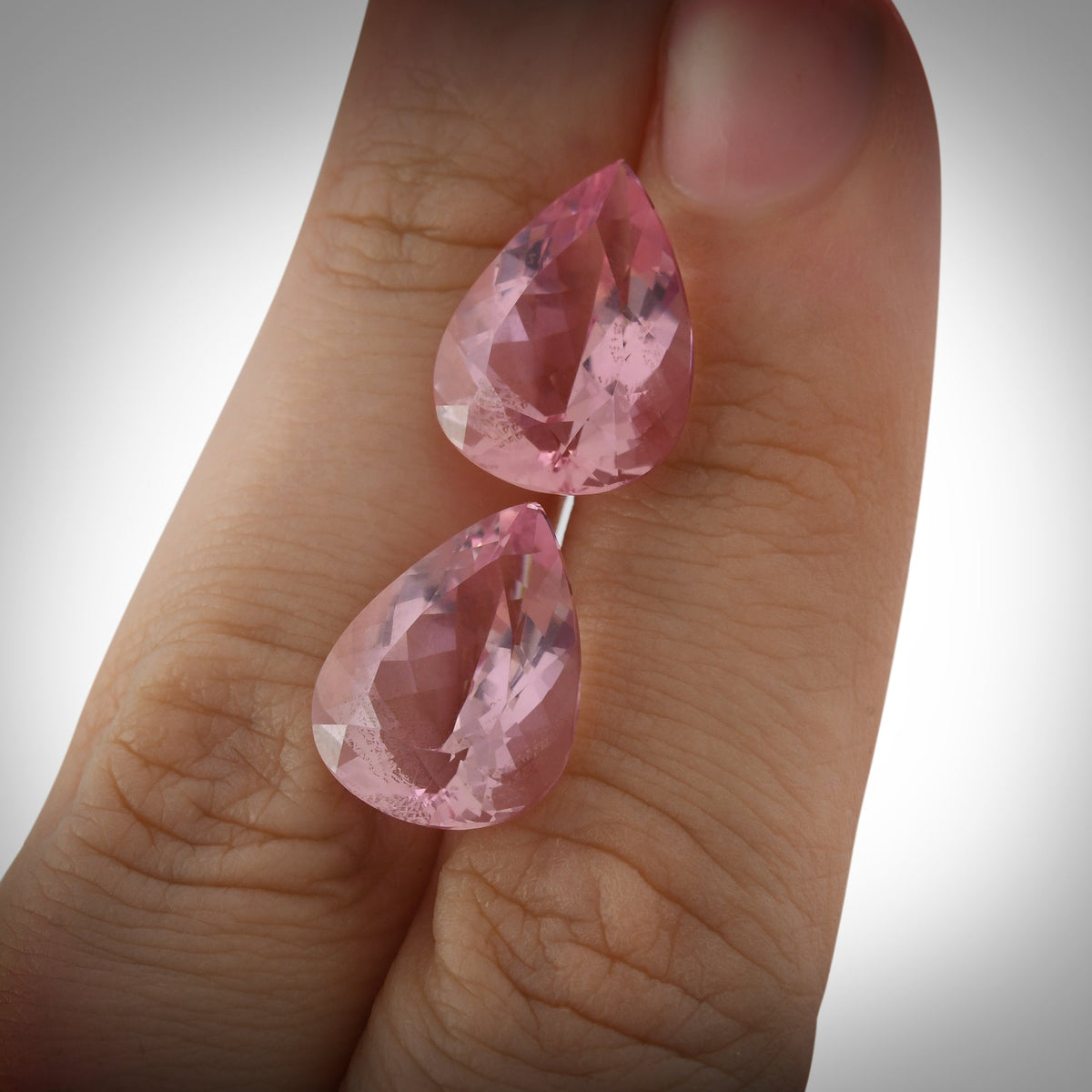 Birnenförmiger Morganit | 16,0 ct | Rosa | Ref. 720995