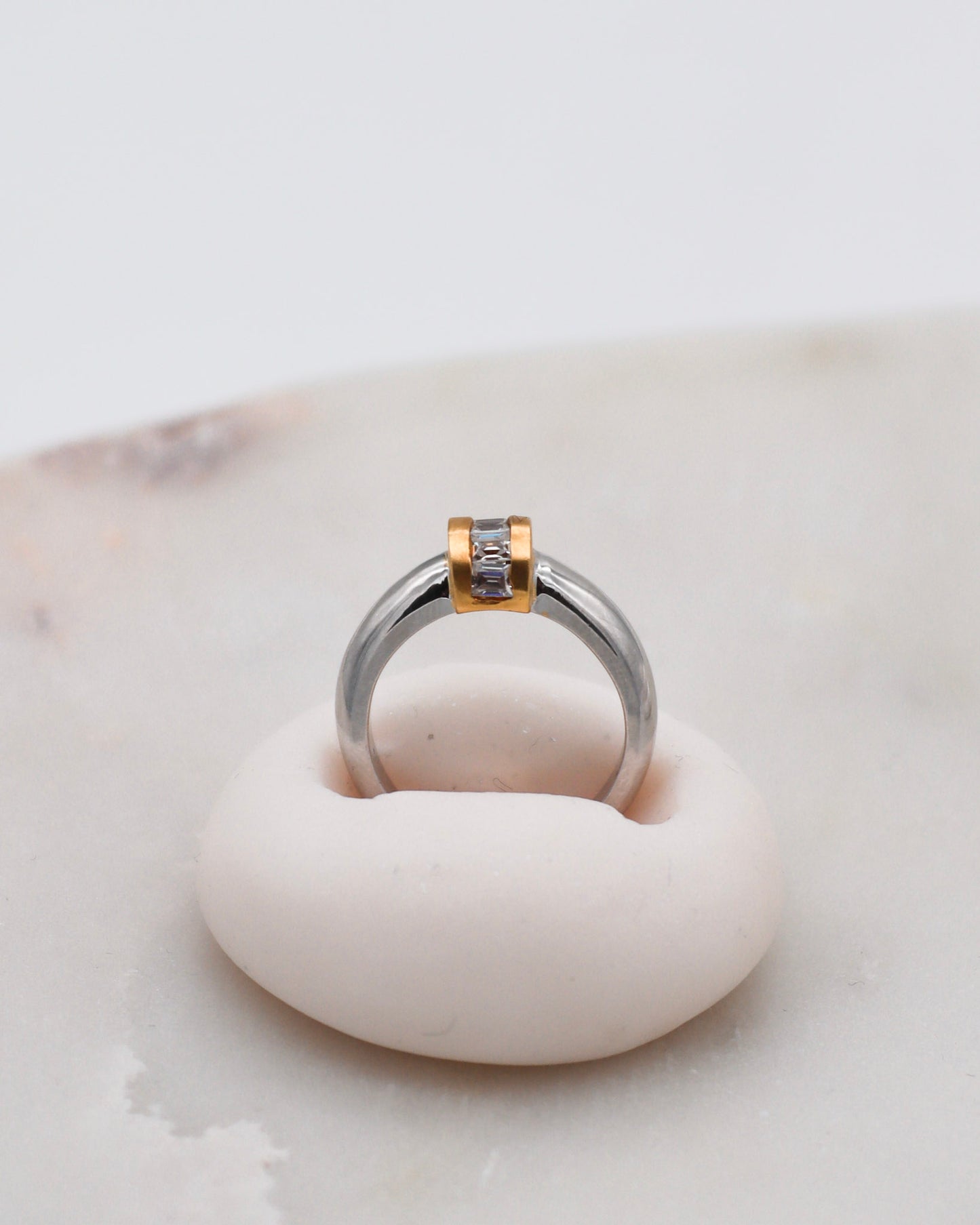 Vintage-Ring Violetta mit Zirkonia im Bicolor-Design aus 750/-Gold
