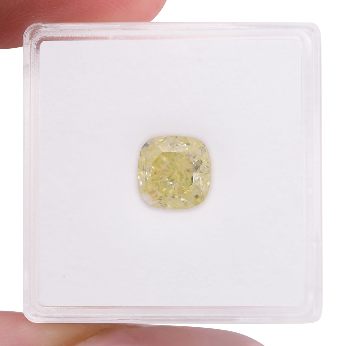Kissenförmiger Diamant | 2,01 ct | W-X | VVS2 | GIA | Ref. 714588