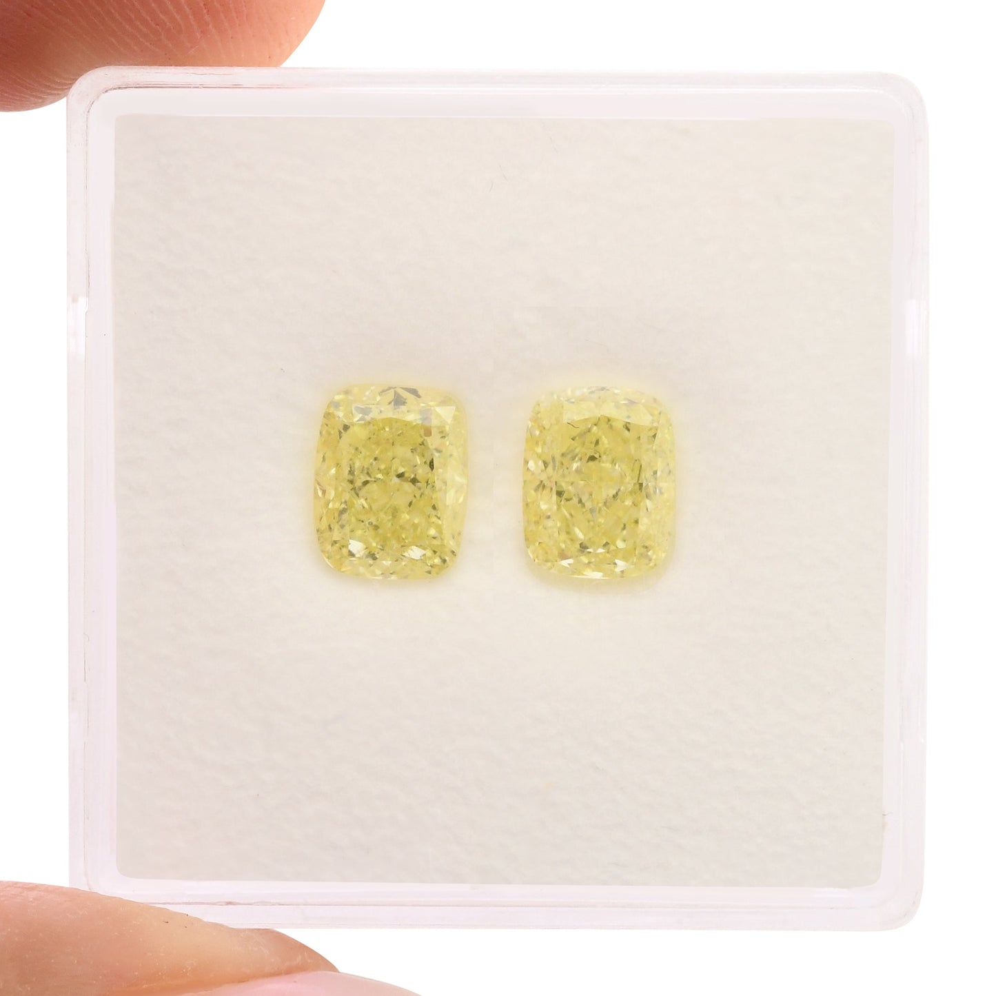 2,02 Karat Fancy Yellow Cushion Diamanten VS1 GIA Paar