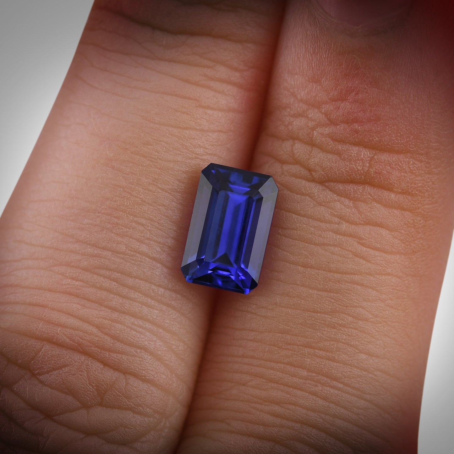2,62 Karat blauer Smaragd-Saphir aus Sri Lanka