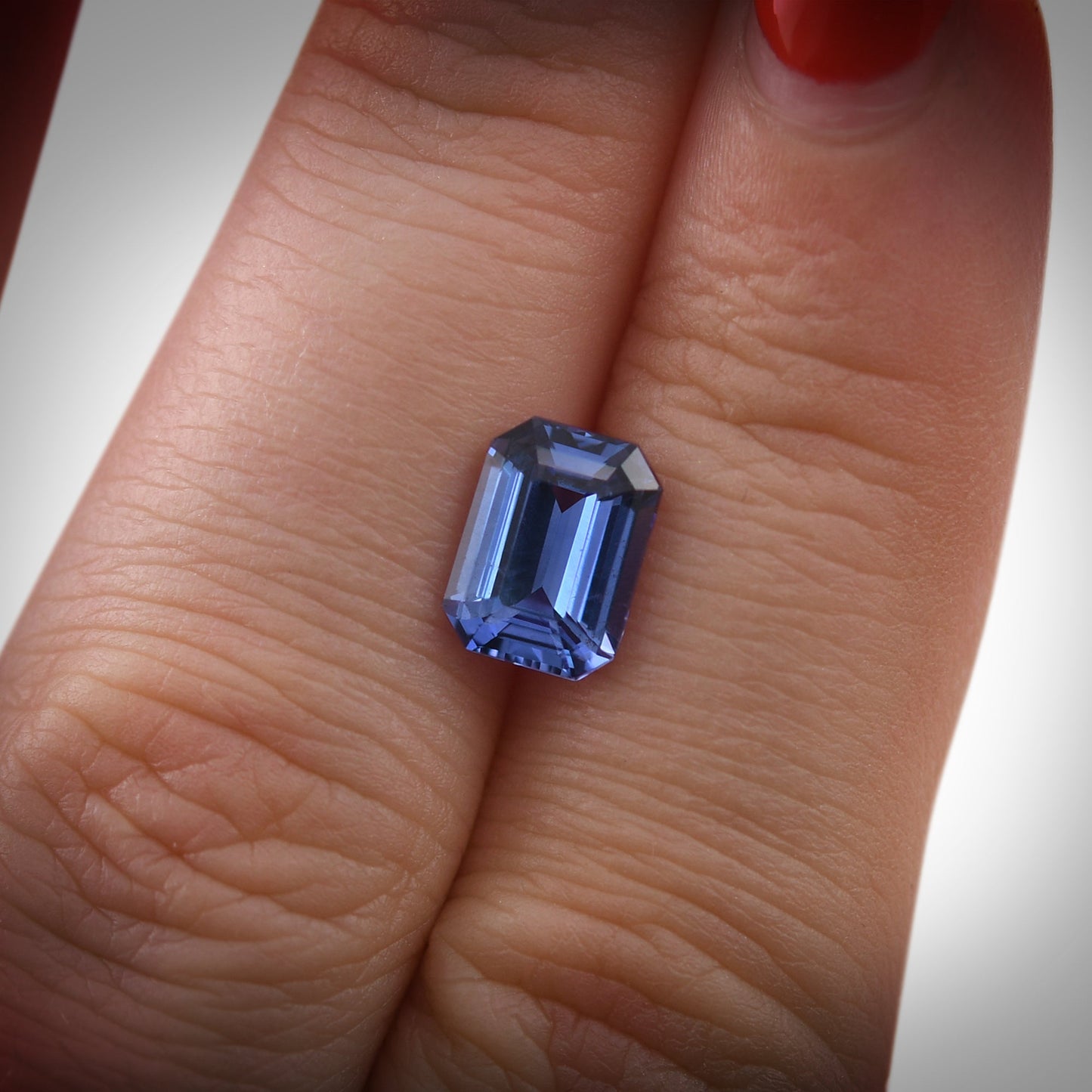 2,62 Karat blauer Smaragd-Saphir aus Sri Lanka