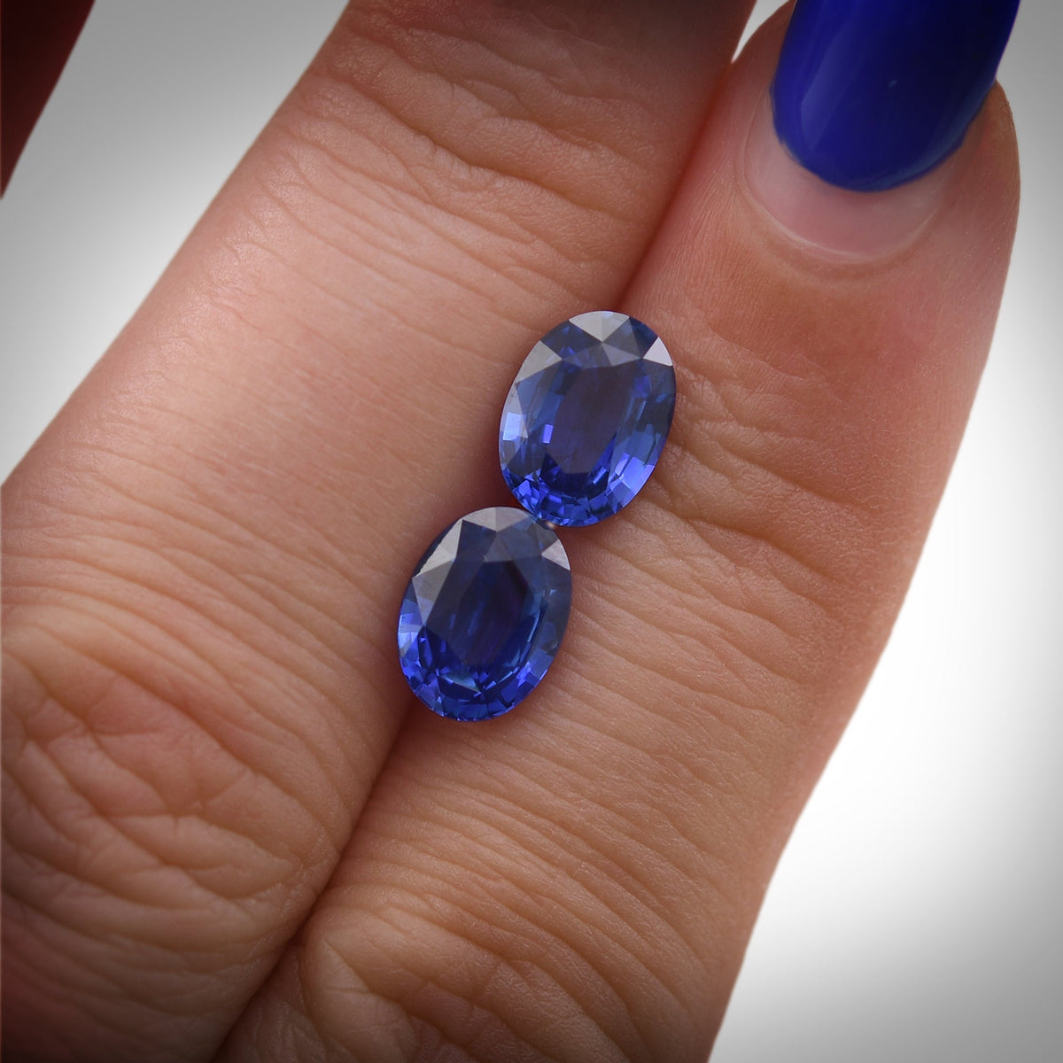 Oval Sapphire | 3.79 ct | Blue | GIA | Ref 722694