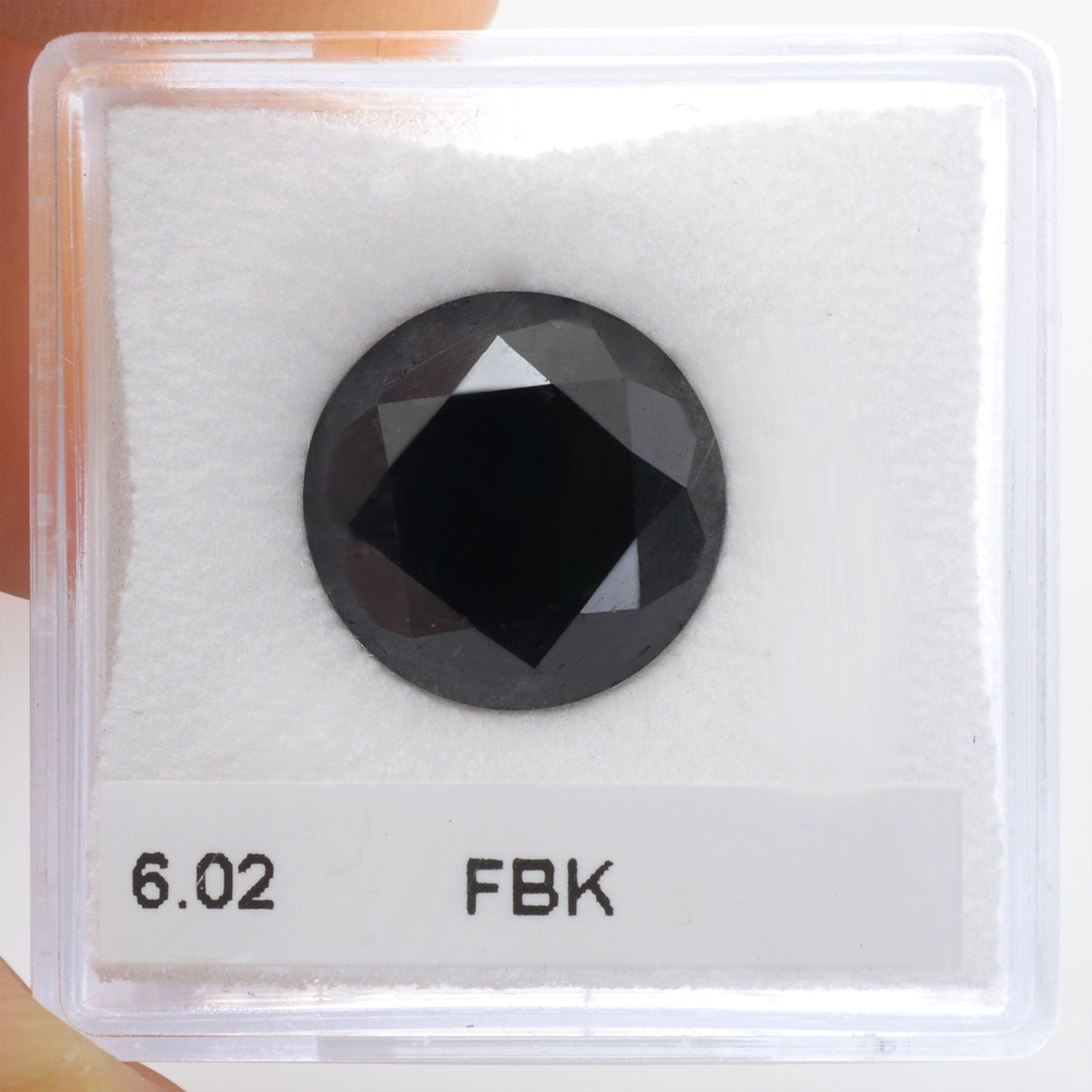 6,02 Karat Fancy Black Brillant-Diamant, GIA-zertifiziert