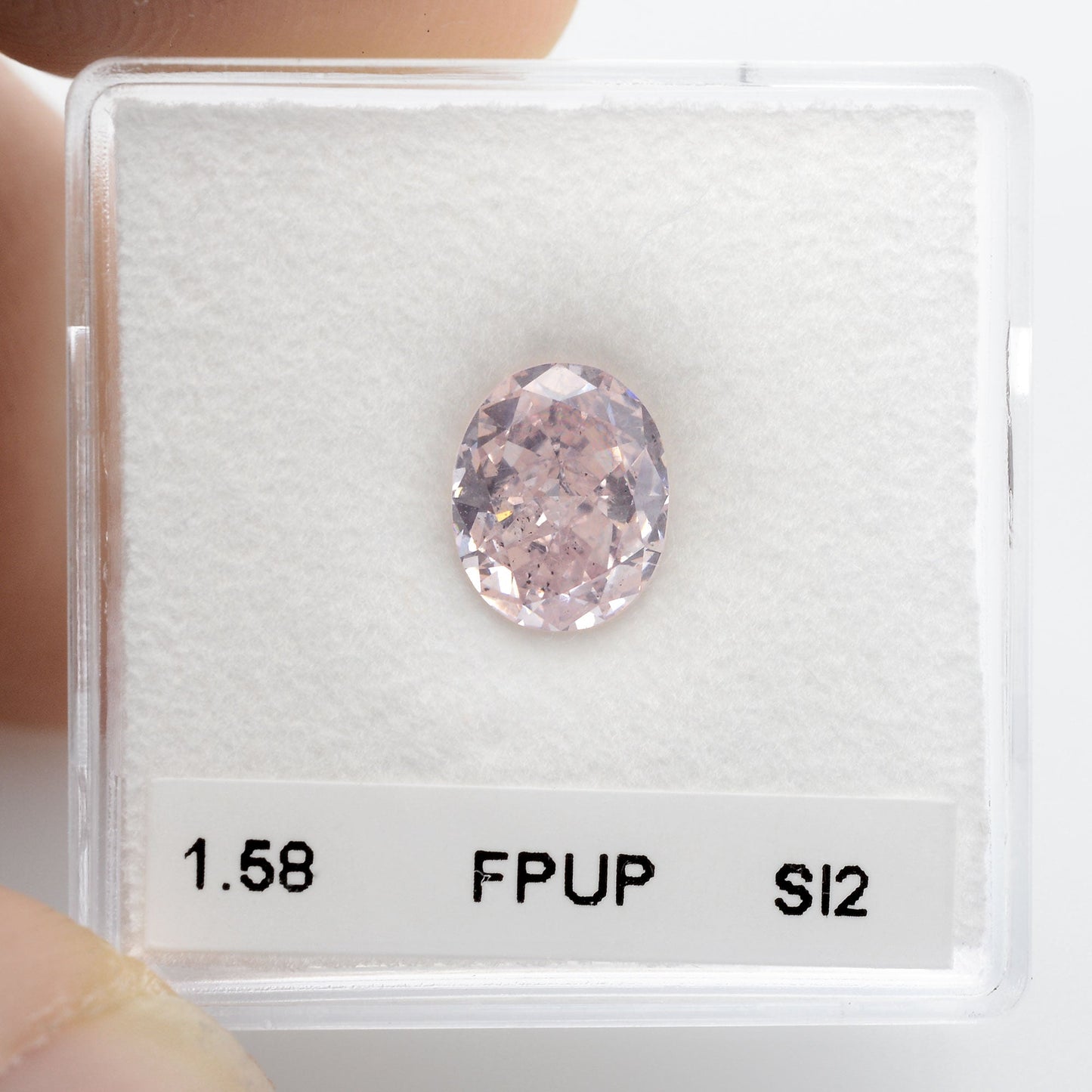 1,58 Karat Fancy Purple Pink Ovaler Diamant SI2 GIA