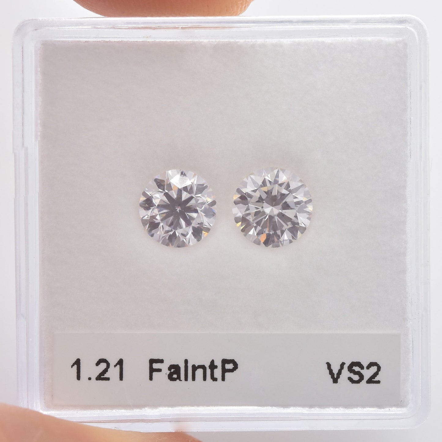 1,21 Karat zartrosa, runde Diamanten, VS2, GIA