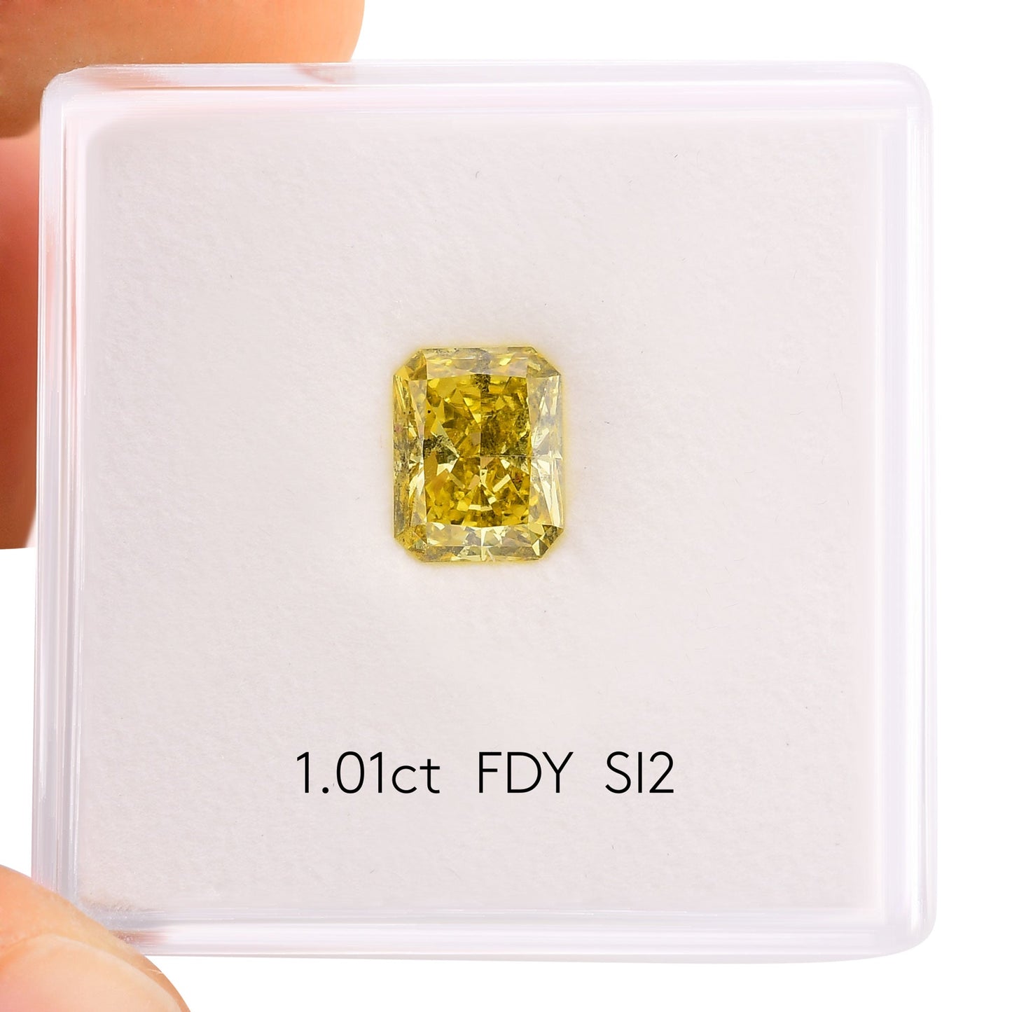 1,01 Karat Fancy Deep Yellow Radiant (SI2) GIA
