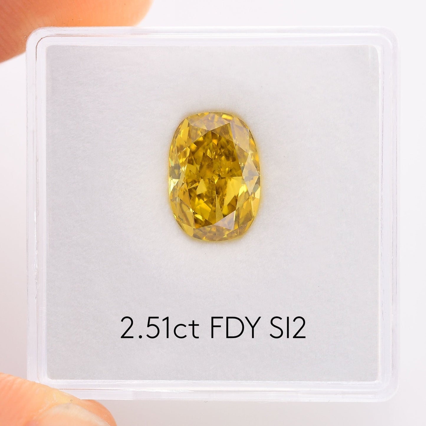 2,51 Karat Fancy Deep Yellow Cushion Diamant SI2 GIA