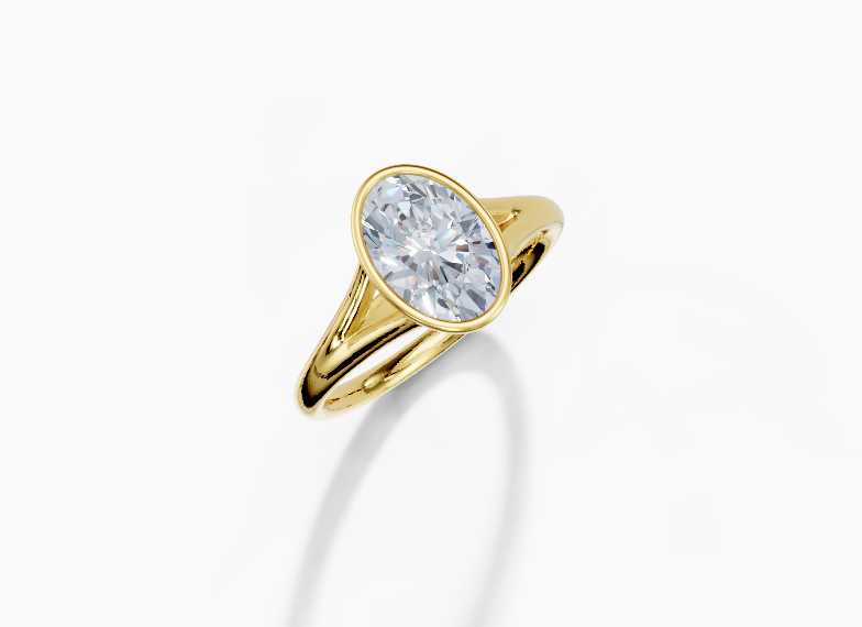 18K Oval 1.5 Carat D/E/F VS/VVS Split Plain Bezel Diamond Ring