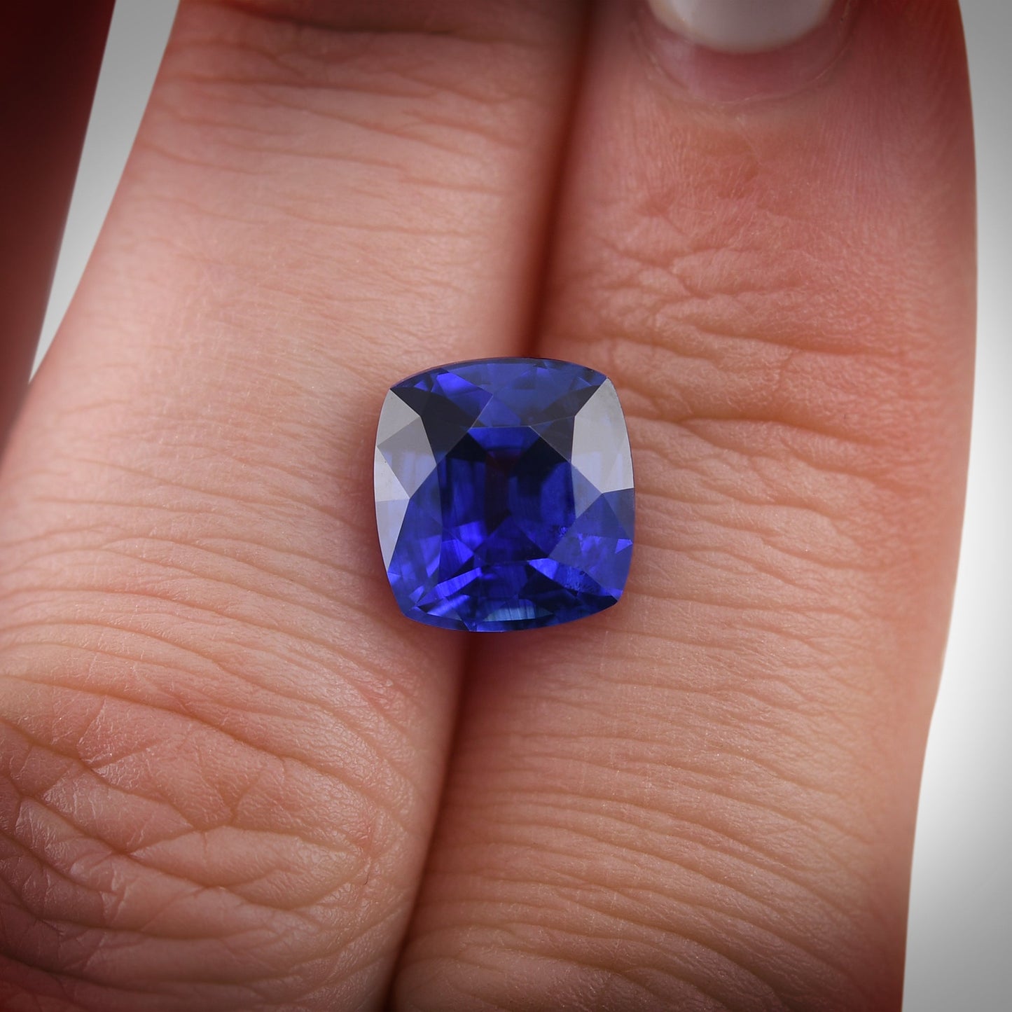 4,55 Karat blauer Kissen-Saphir aus Sri Lanka (CD)