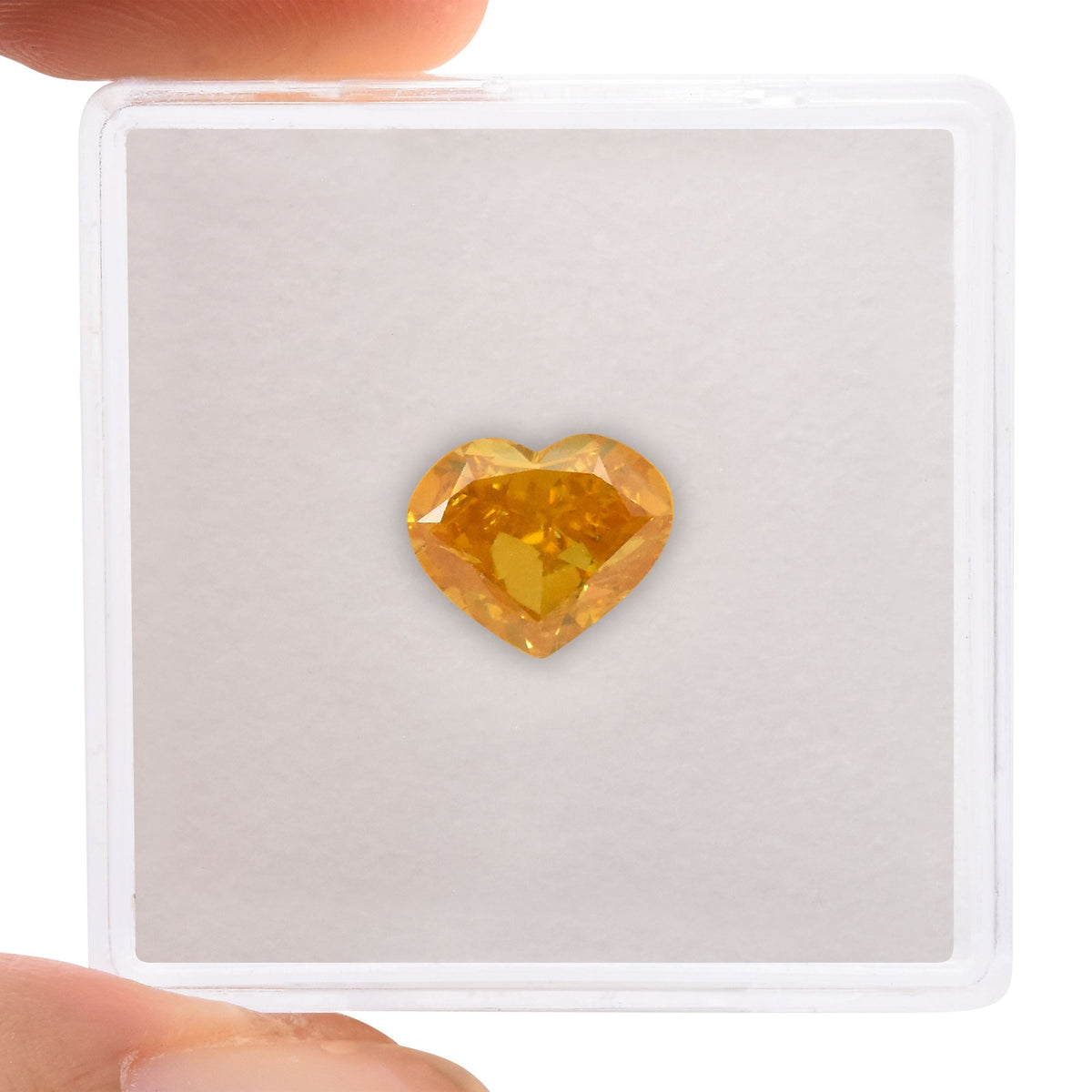 Herzförmiger Diamant | 1,45 ct | Intensives Orange-Gelb | (SI2) | GIA | Ref. 415217
