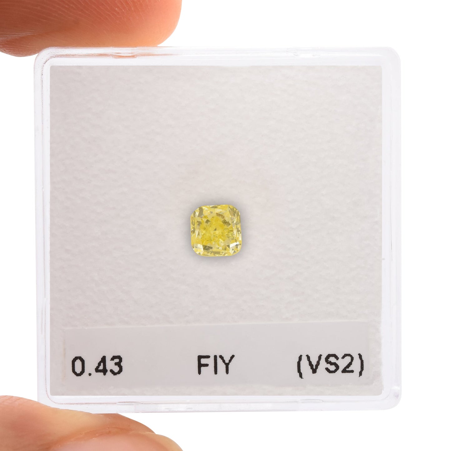 0,43 Karat Fancy Intense Yellow Radiant (VS2) GIA