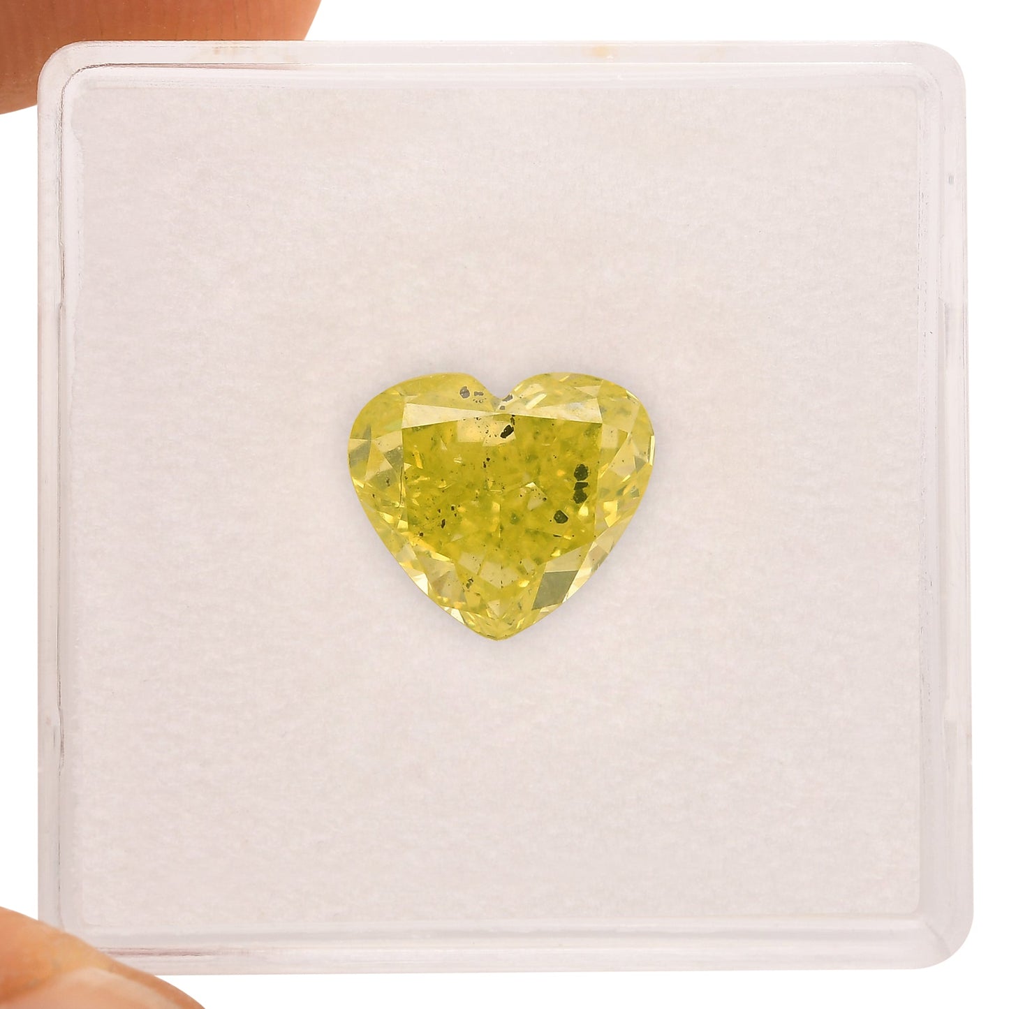 3,01 Karat Fancy Intense Greenish Yellow Heart Diamond GIA