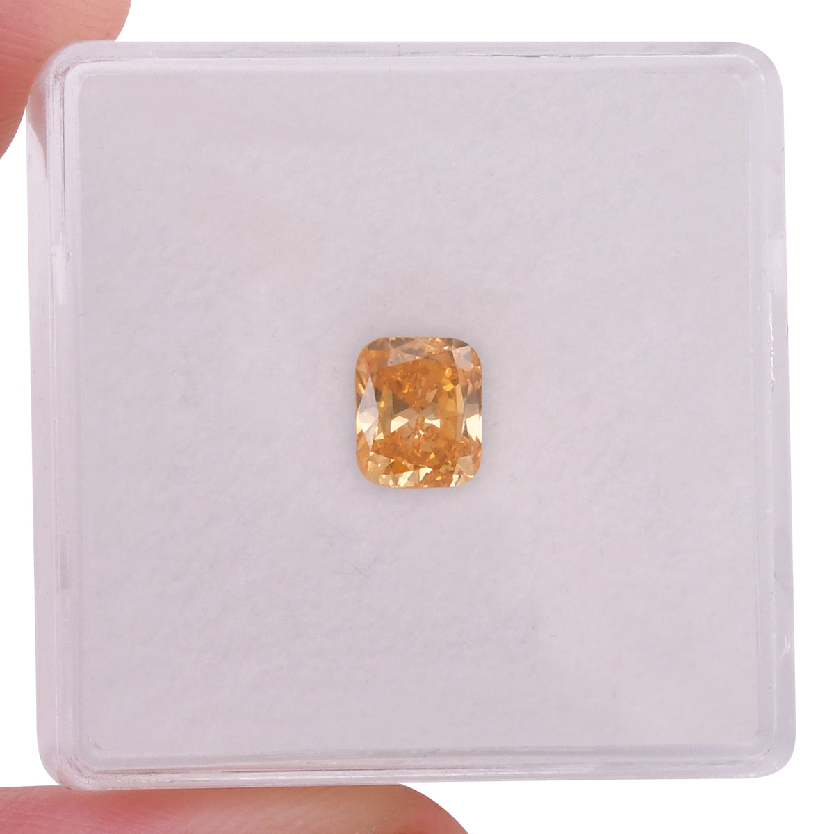 0,76 Karat Fancy Vivid Yellowish Orange Cushion Diamond SI1 GIA