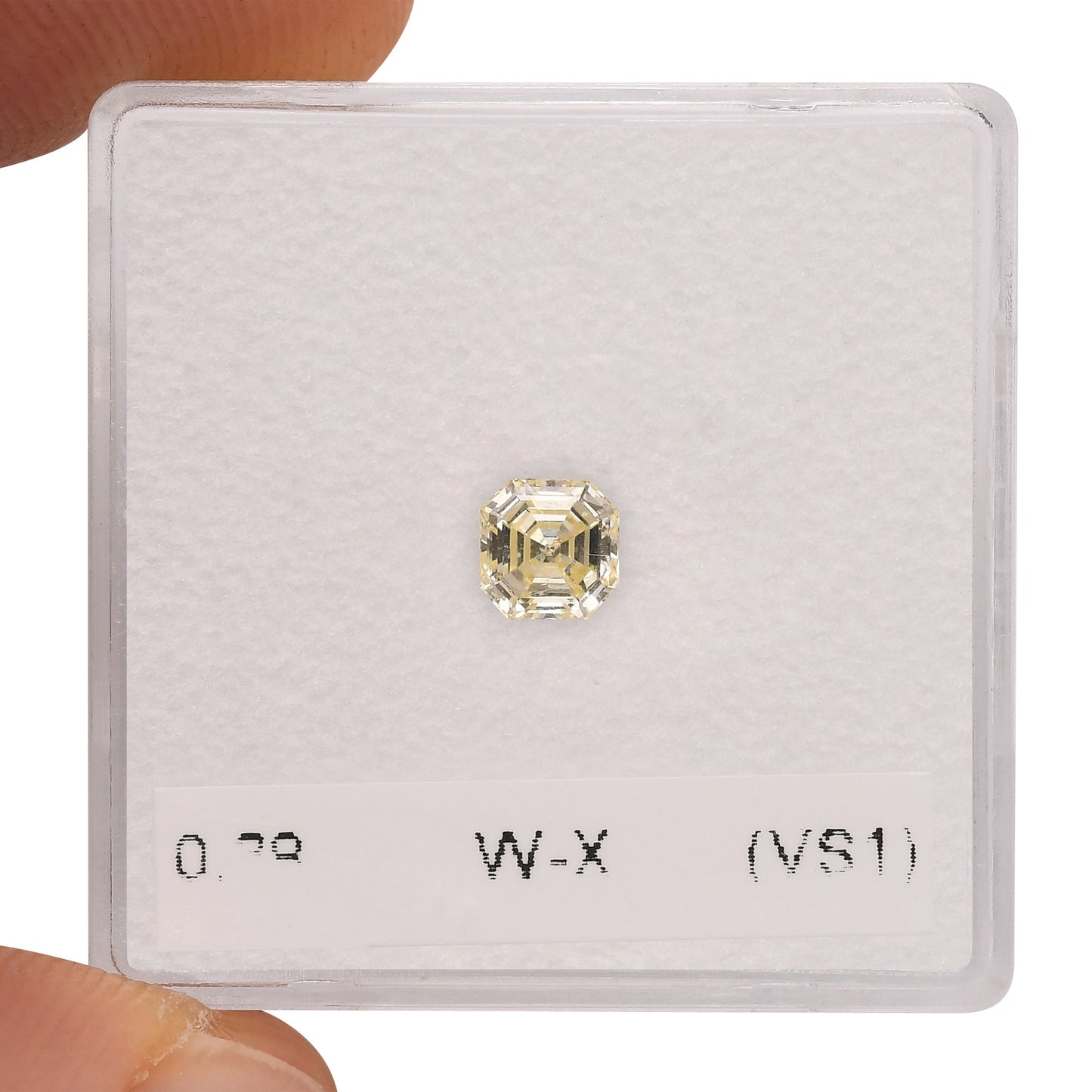 0,38 Karat W-X Asscher Diamant (VS1)