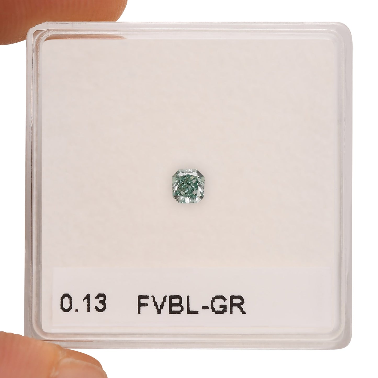 0,13 Karat Fancy Vivid Bluish Green Radiant Diamond (VS2) GIA
