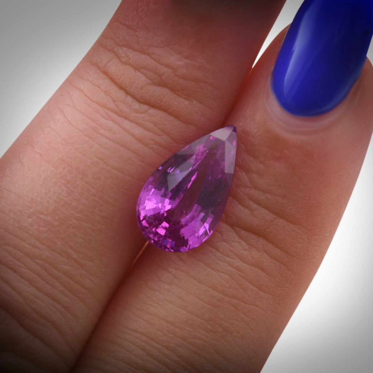 Pear Sapphire | 5.06 ct | Pink | SSEF | Ref 721057