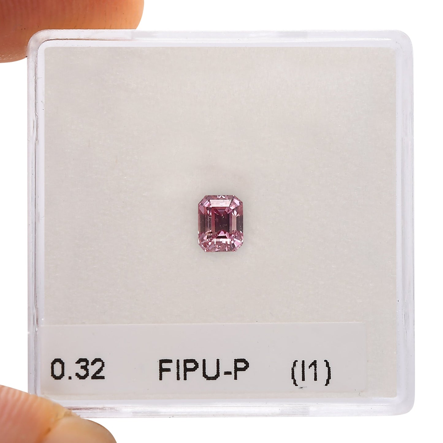 0,32 Karat Fancy Intense Purplish Pink Emerald Diamond (I1) GIA