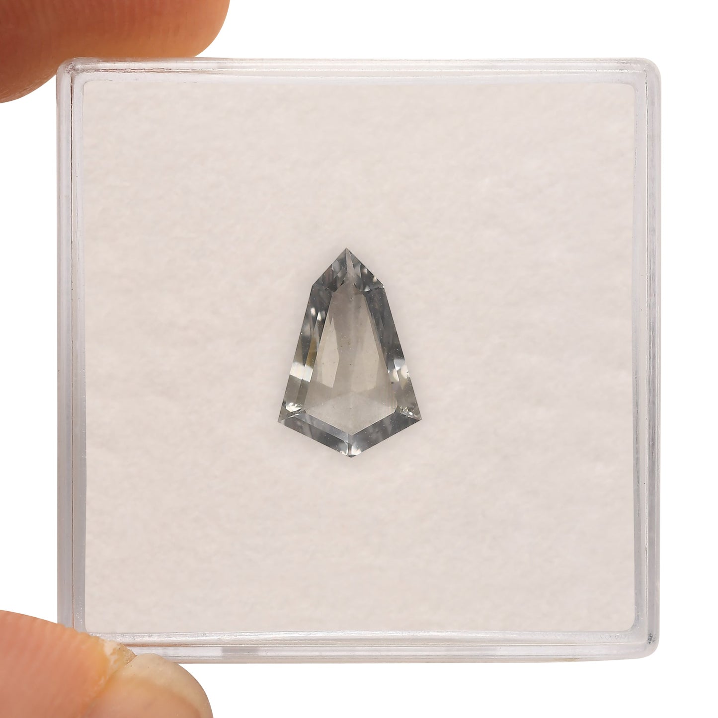 0,70 Karat Fancy Grayish Green Kite Diamond (VS2) GIA