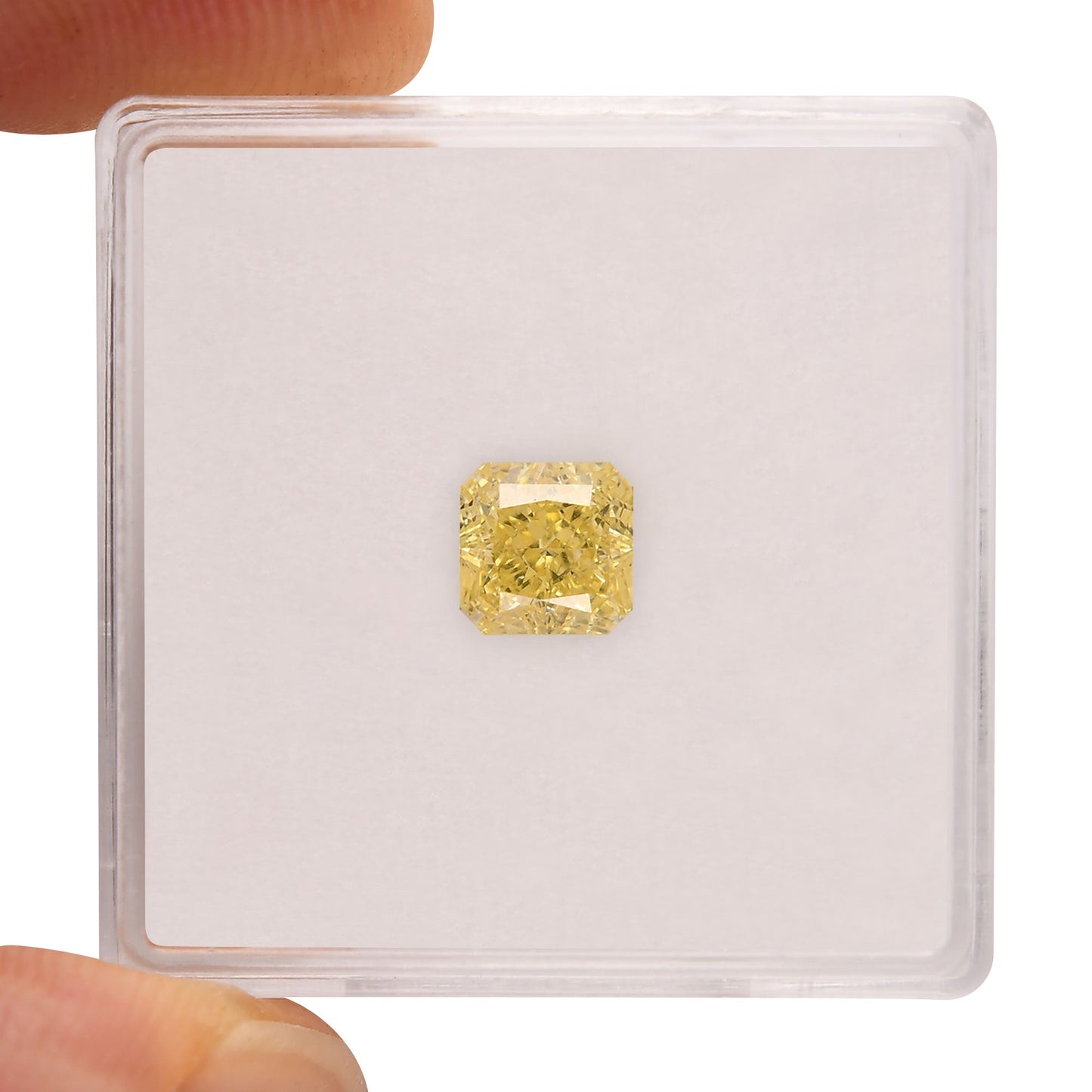 1,03 Karat Fancy Yellow Radiant VS1 GIA