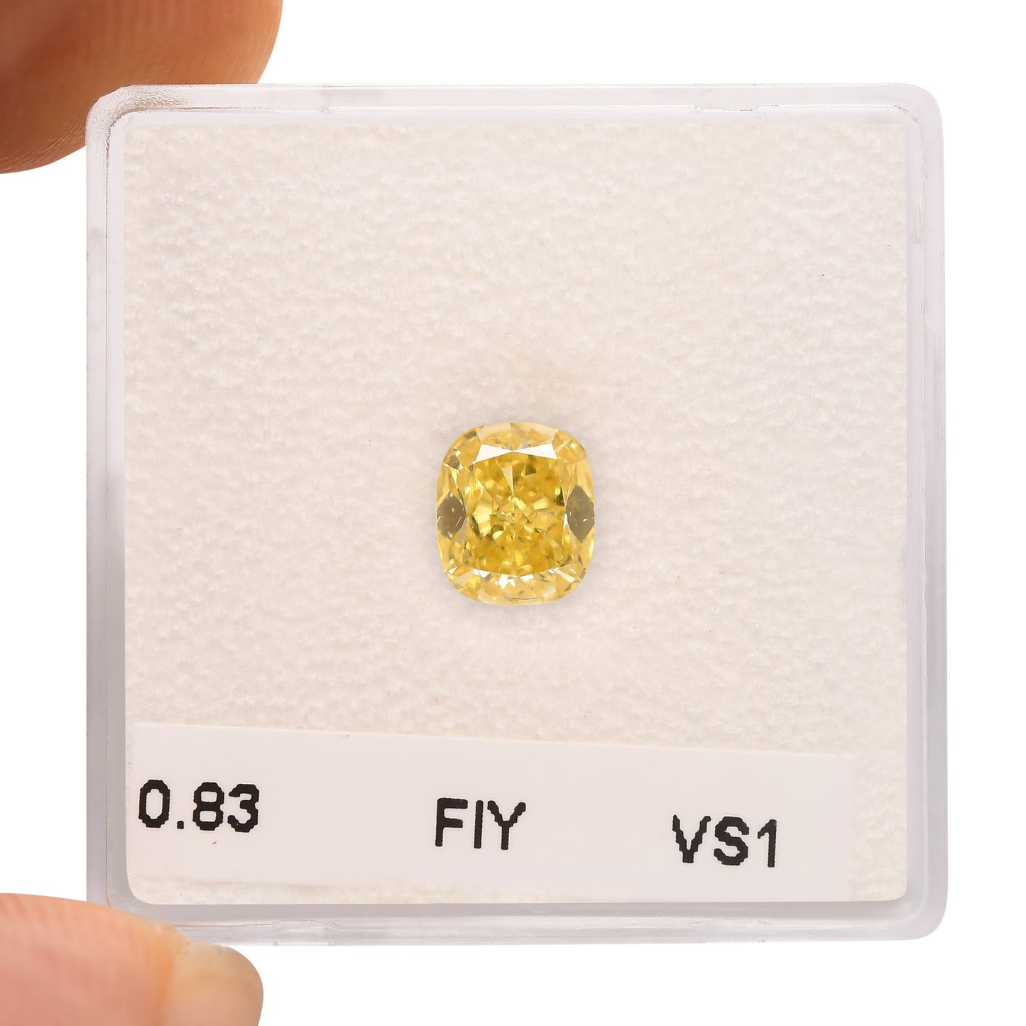 0,83 Karat Fancy Intense Yellow Cushion Diamond VS1 GIA