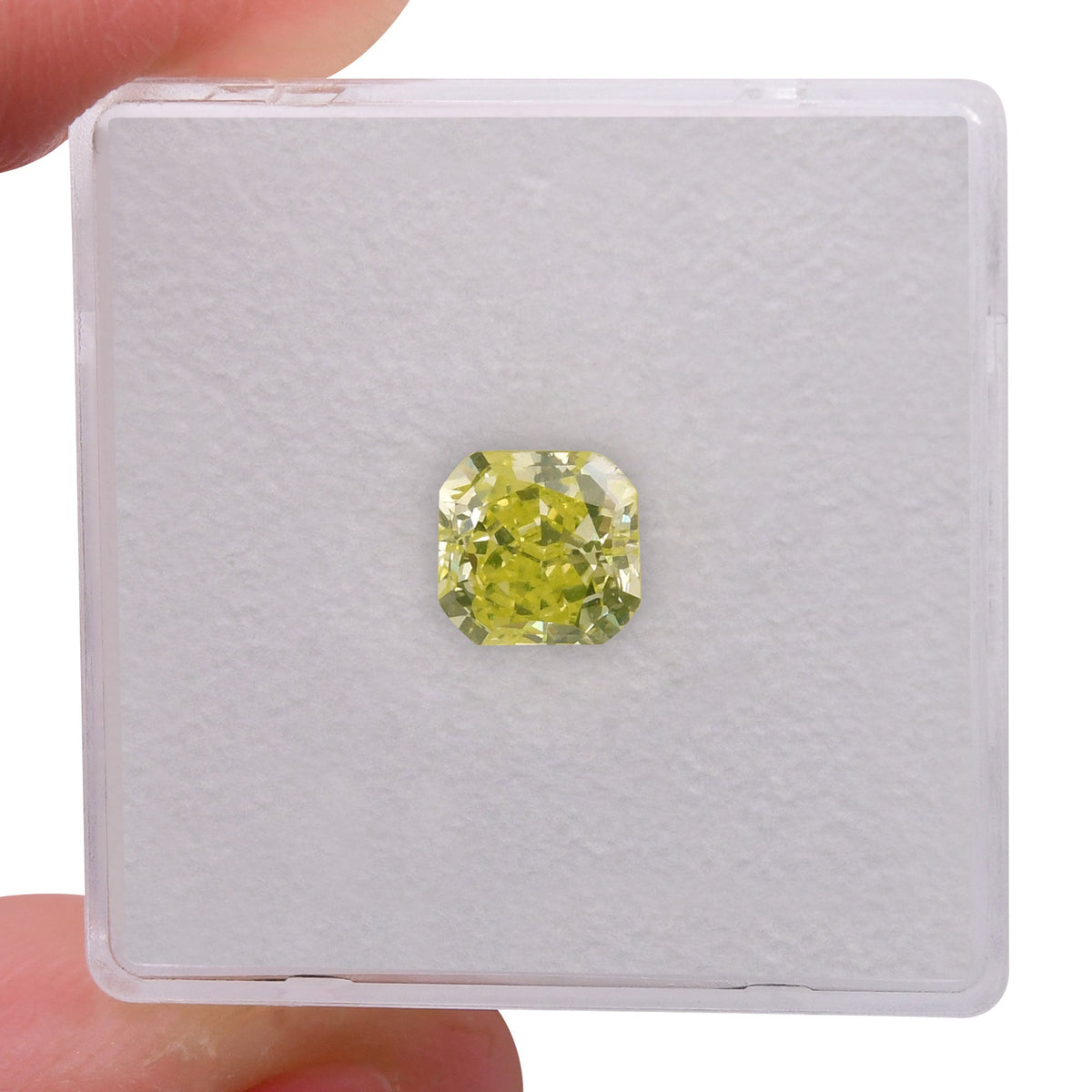 Cushion Diamond | 1.07 ct | Fancy Intense Green Yellow | VS2 | GIA | Ref 551368