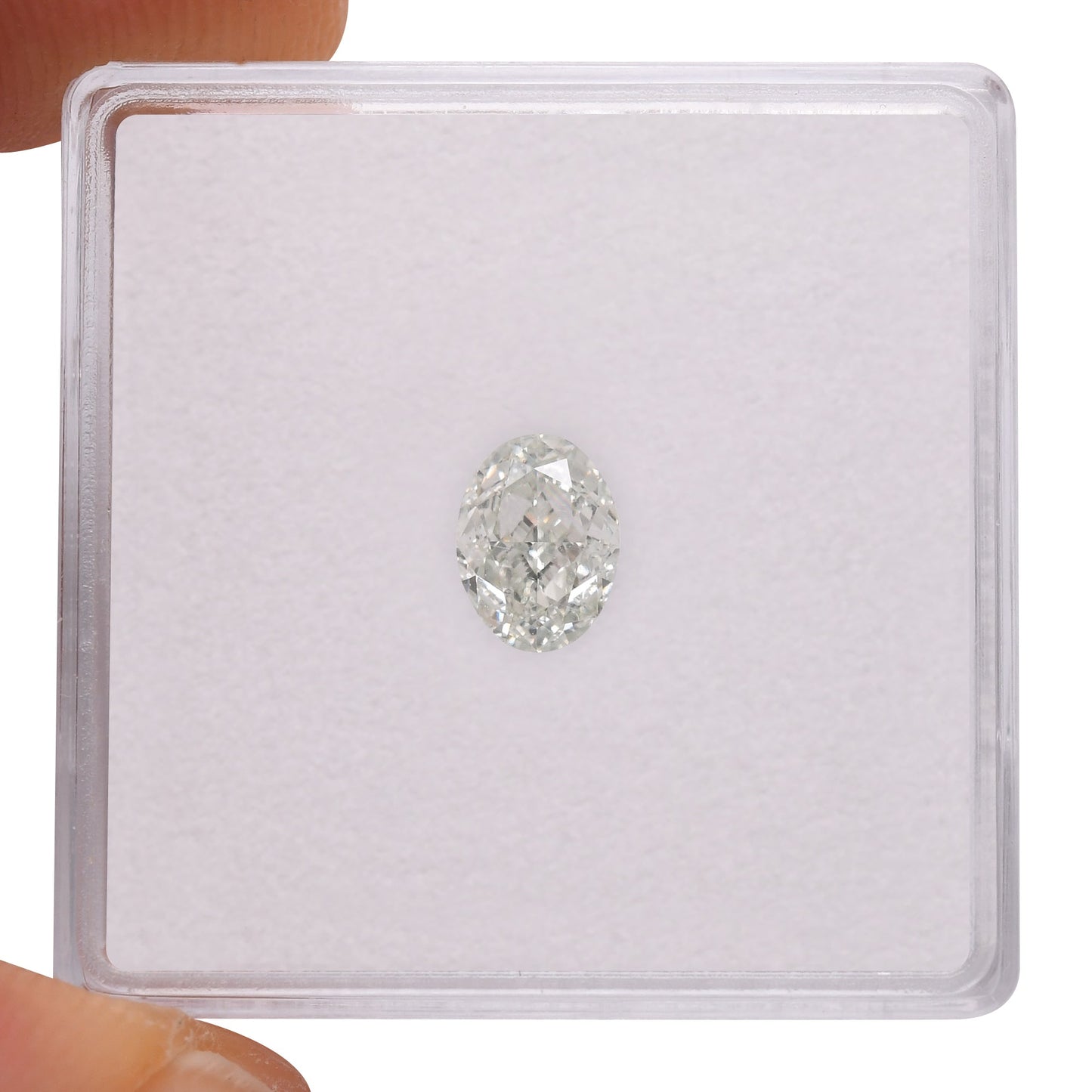 0,82 Karat hellgrüner ovaler Diamant VS1 GIA