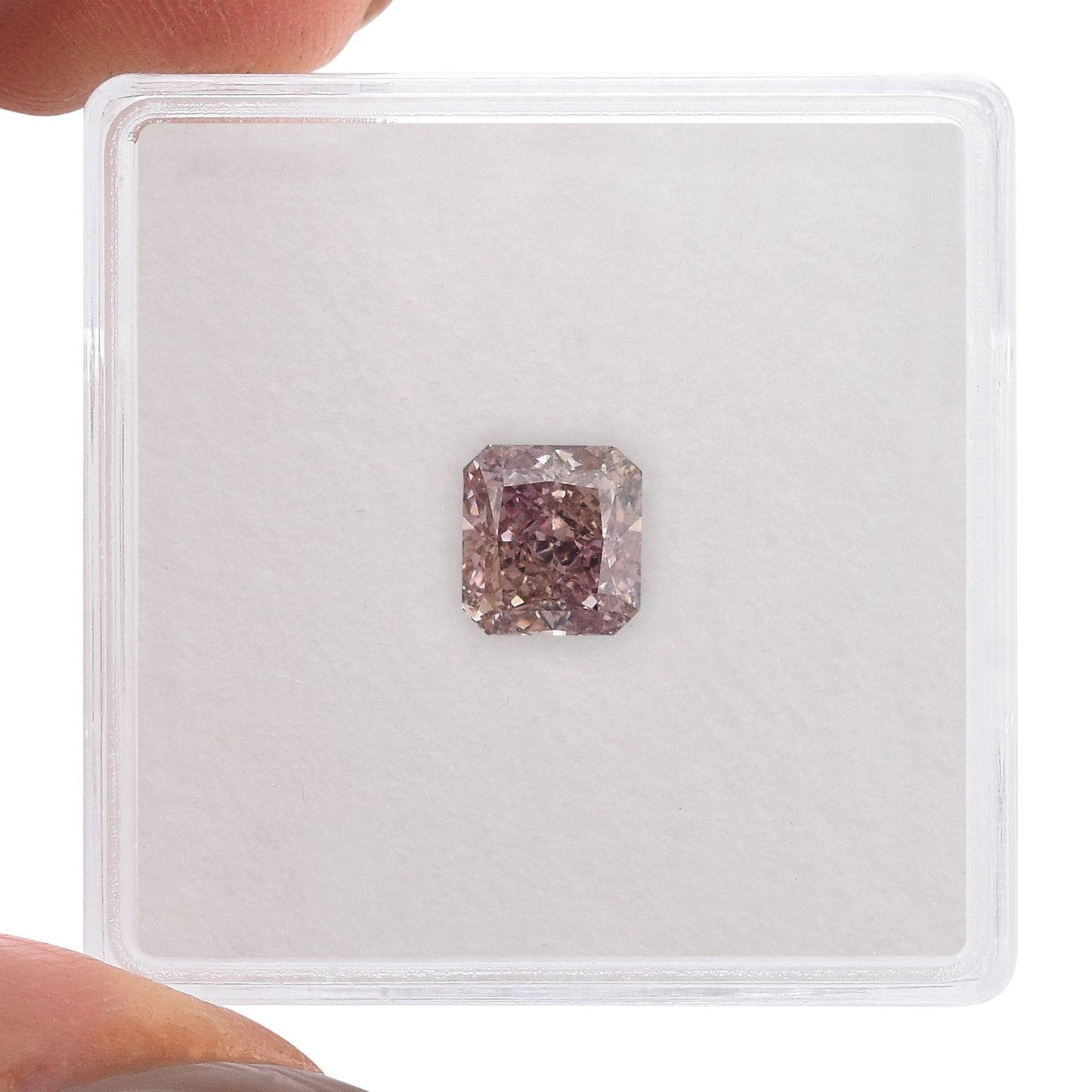 1,05 Karat Fancy Brownish Pink Radiant VS2 GIA