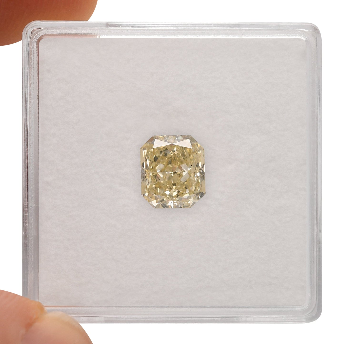 1,33 Karat Fancy Light Brownish Yellow Radiant VS2 GIA