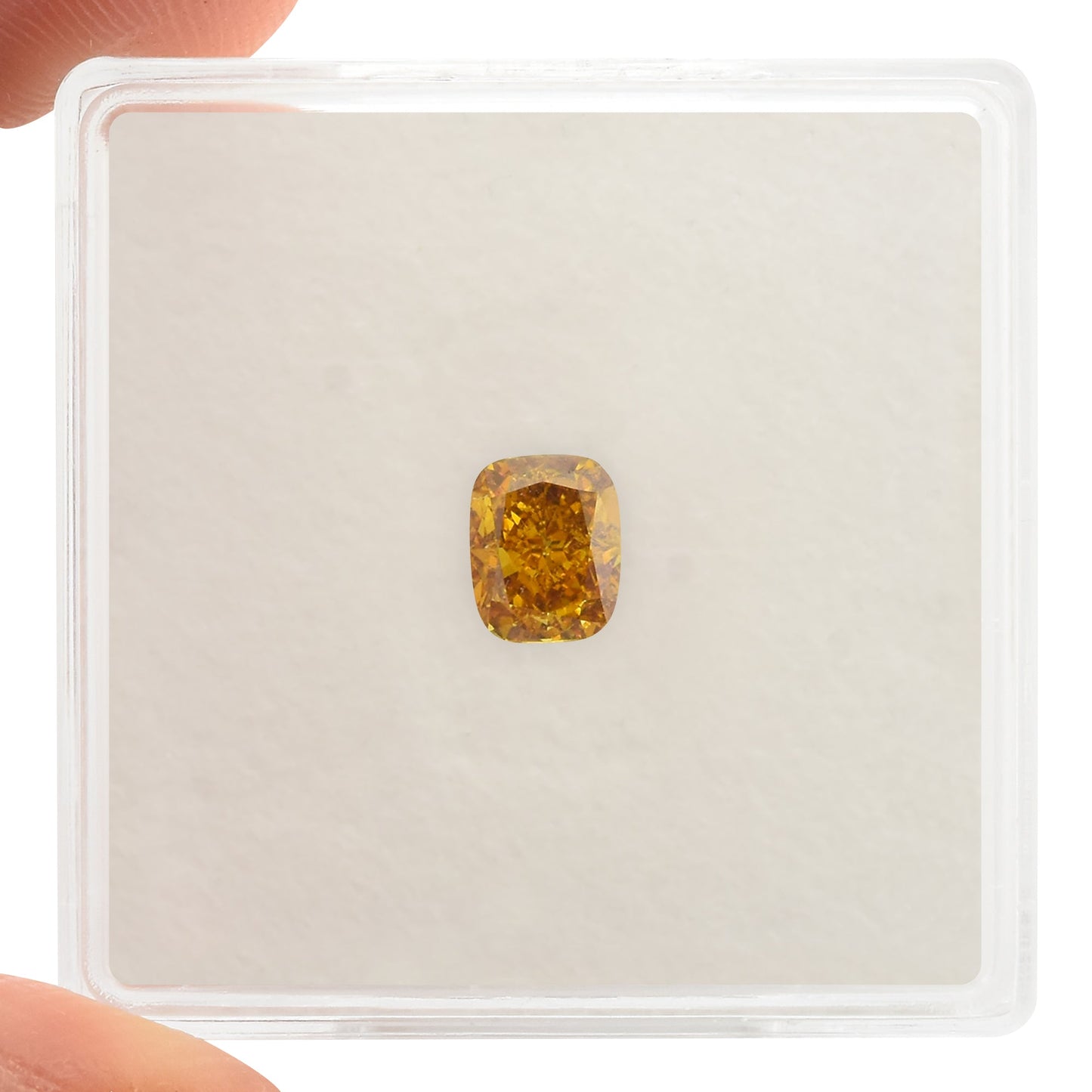 0,63 Karat Fancy Deep Orange Yellow Cushion Diamond SI1 GIA