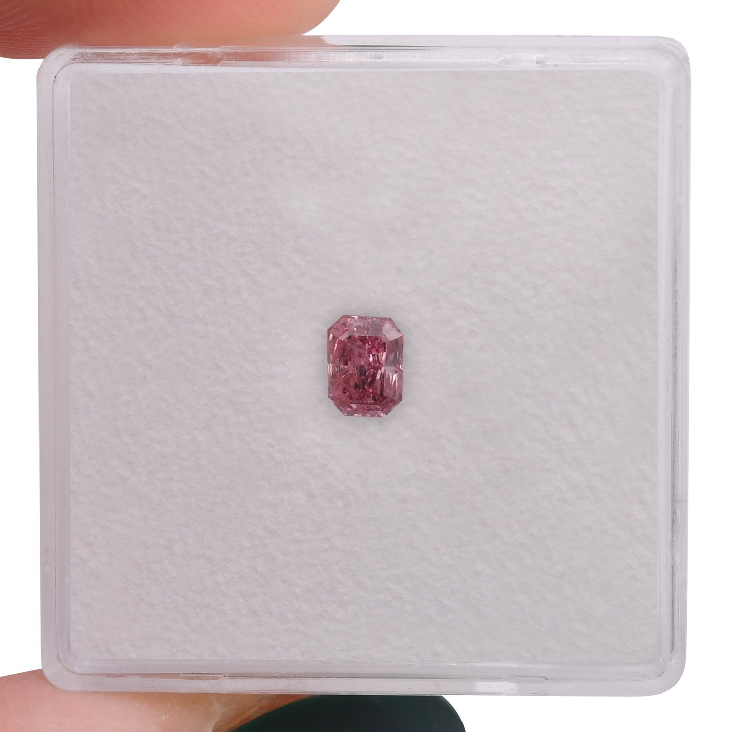 0,25 Karat Fancy Intense Pink Radiant (I1) GIA & ARGYLE