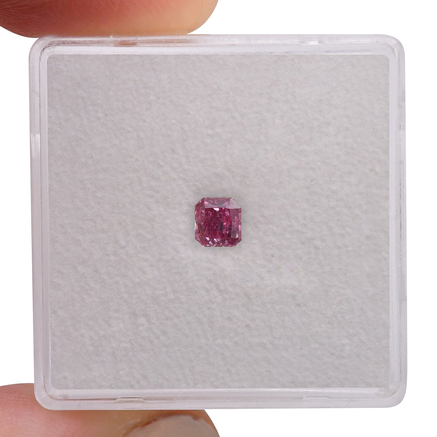 0.23 Carat Fancy Vivid Purplish Pink Radiant Argyle Diamond (I1) GIA