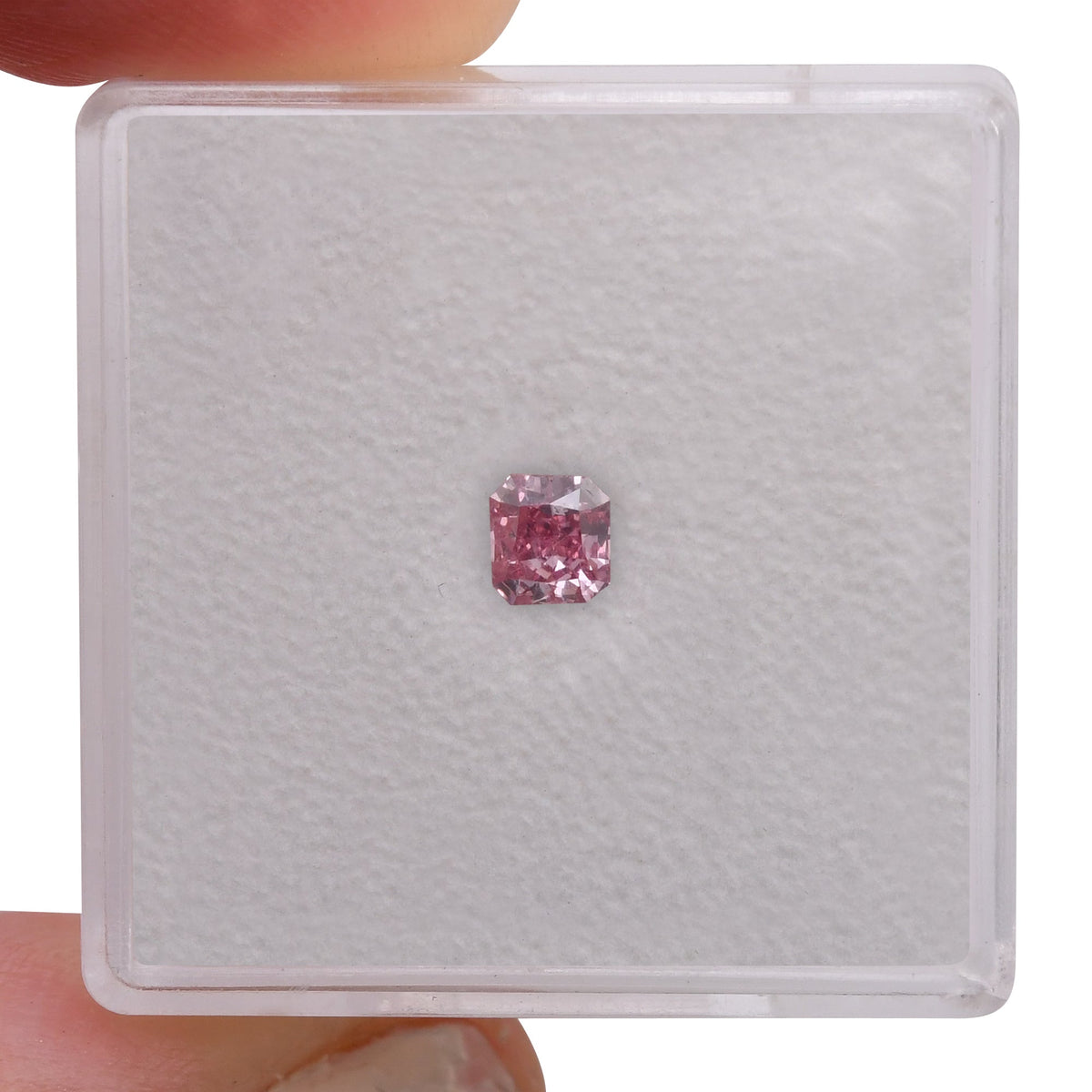 0,25 Karat Fancy Intense Purplish Pink Radiant Argyle Diamant SI1 GIA